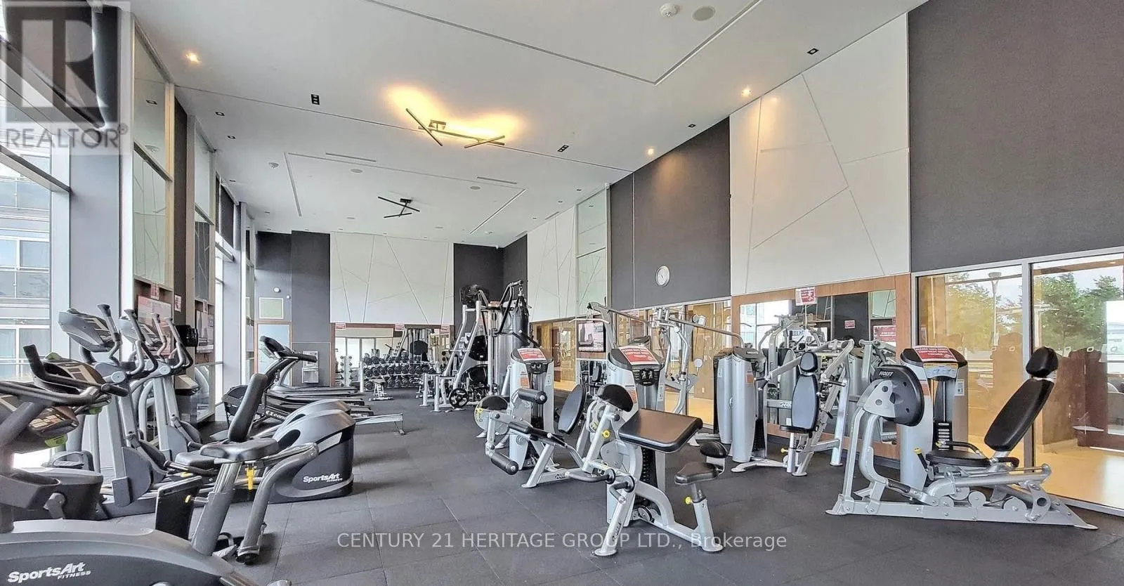 275 Village Green Square, #922