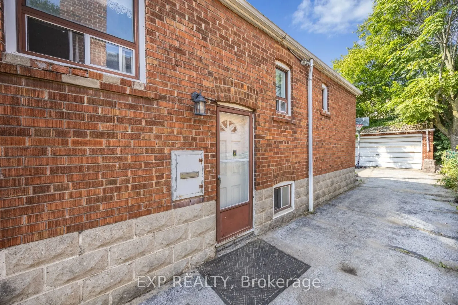 378 O'Connor Drive