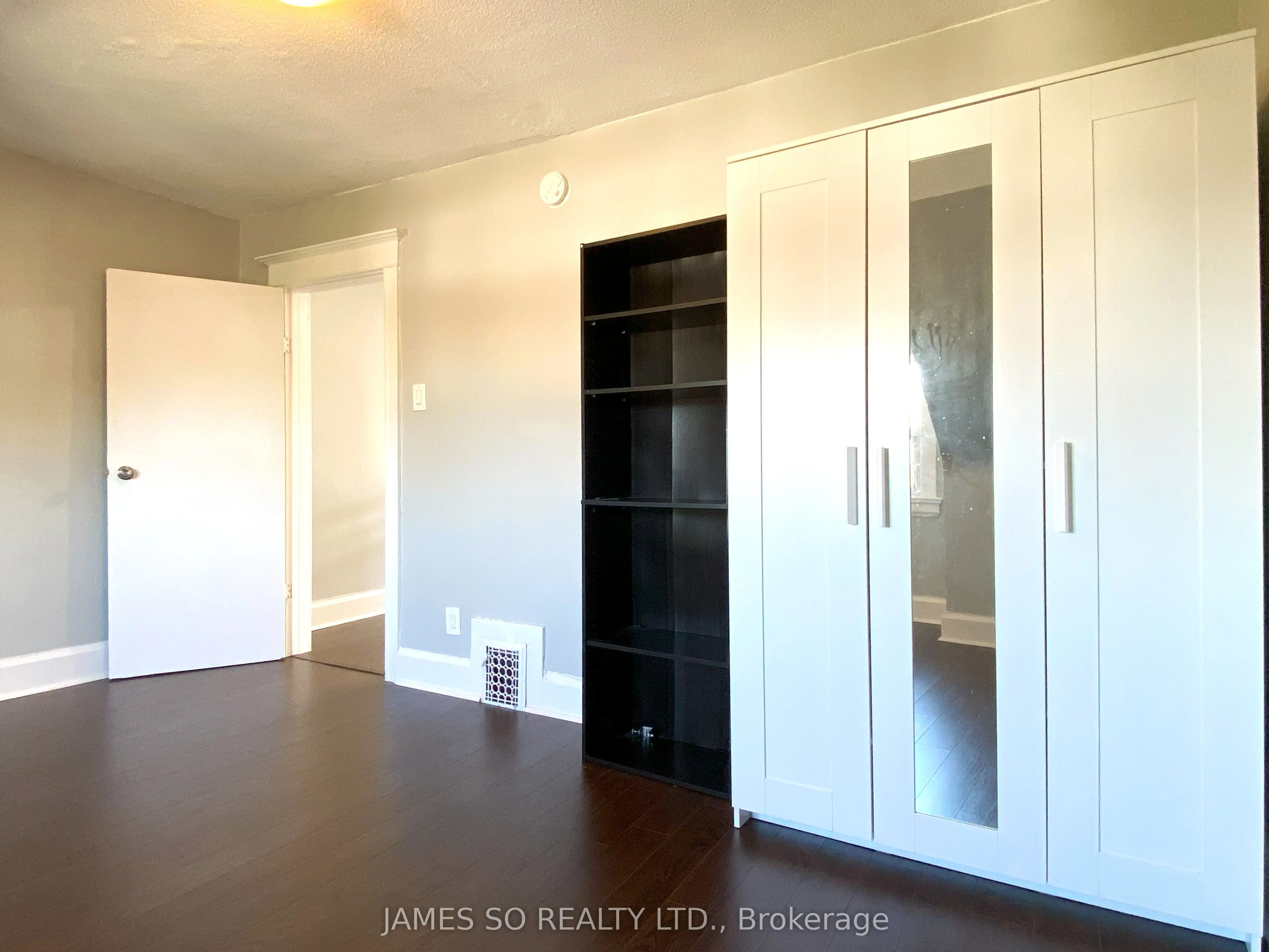 462 Pape Avenue, #2nd + 3rd Fl