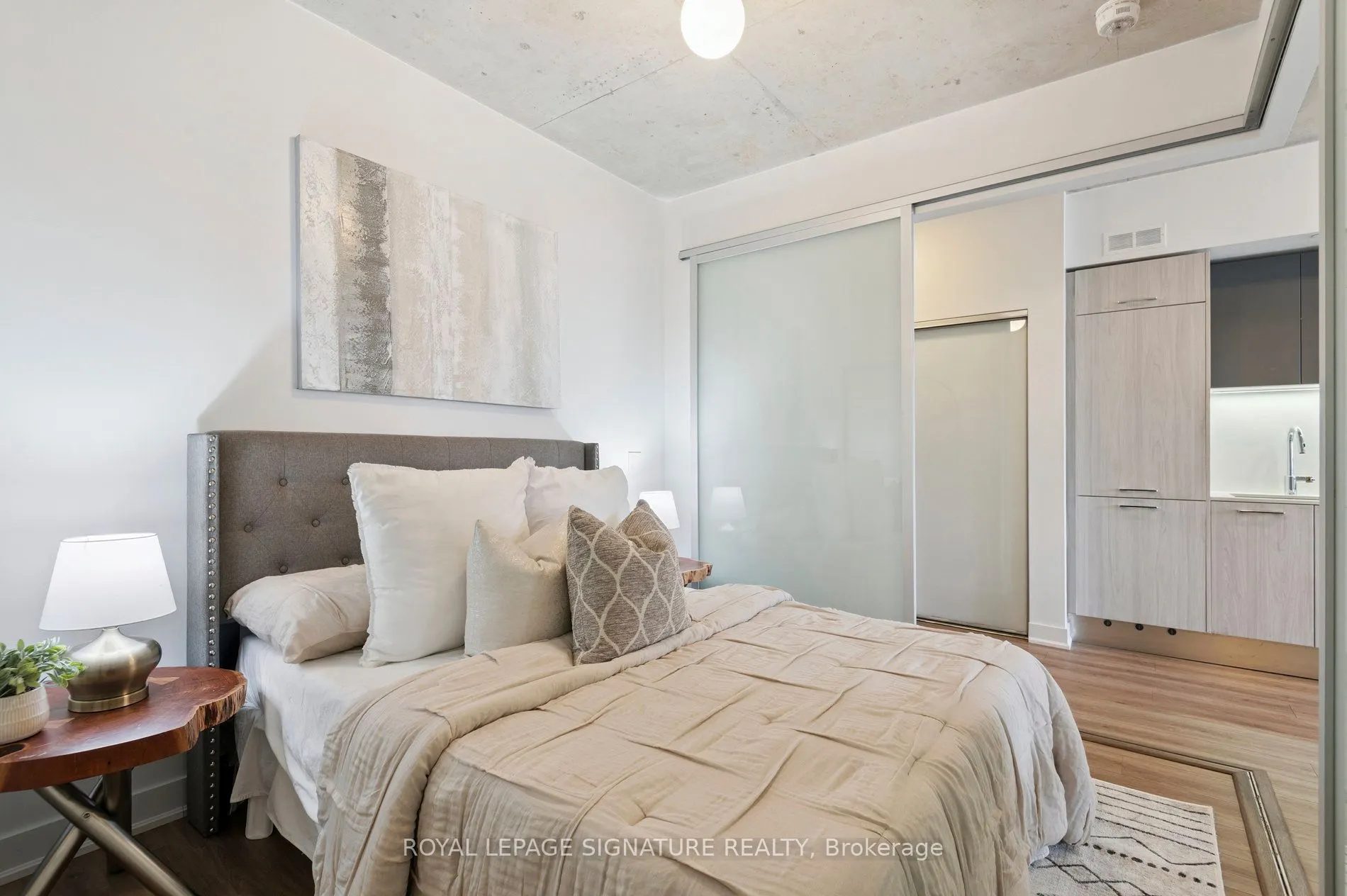 665 Kingston Road, #7