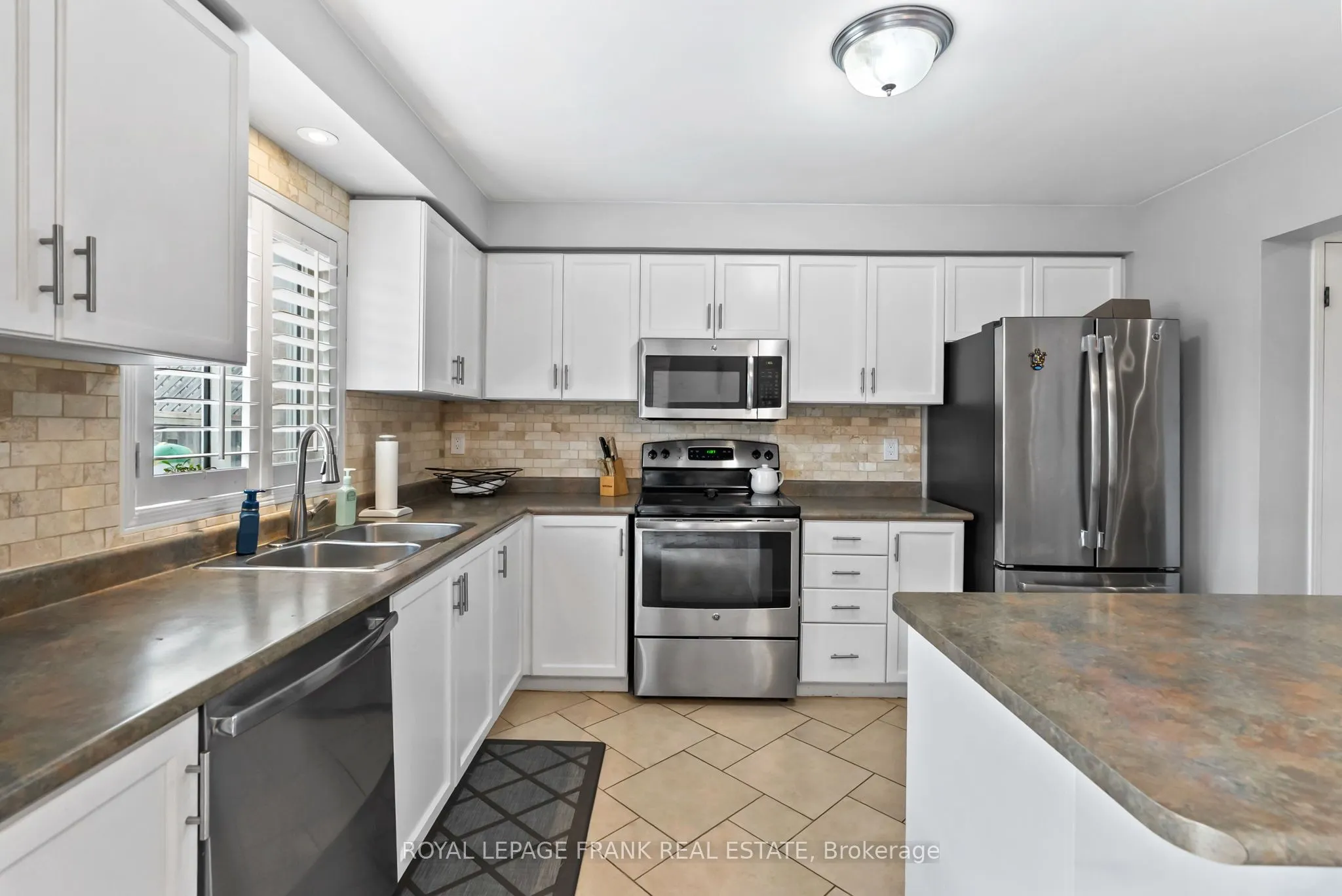 24 Ingold Lane, #12