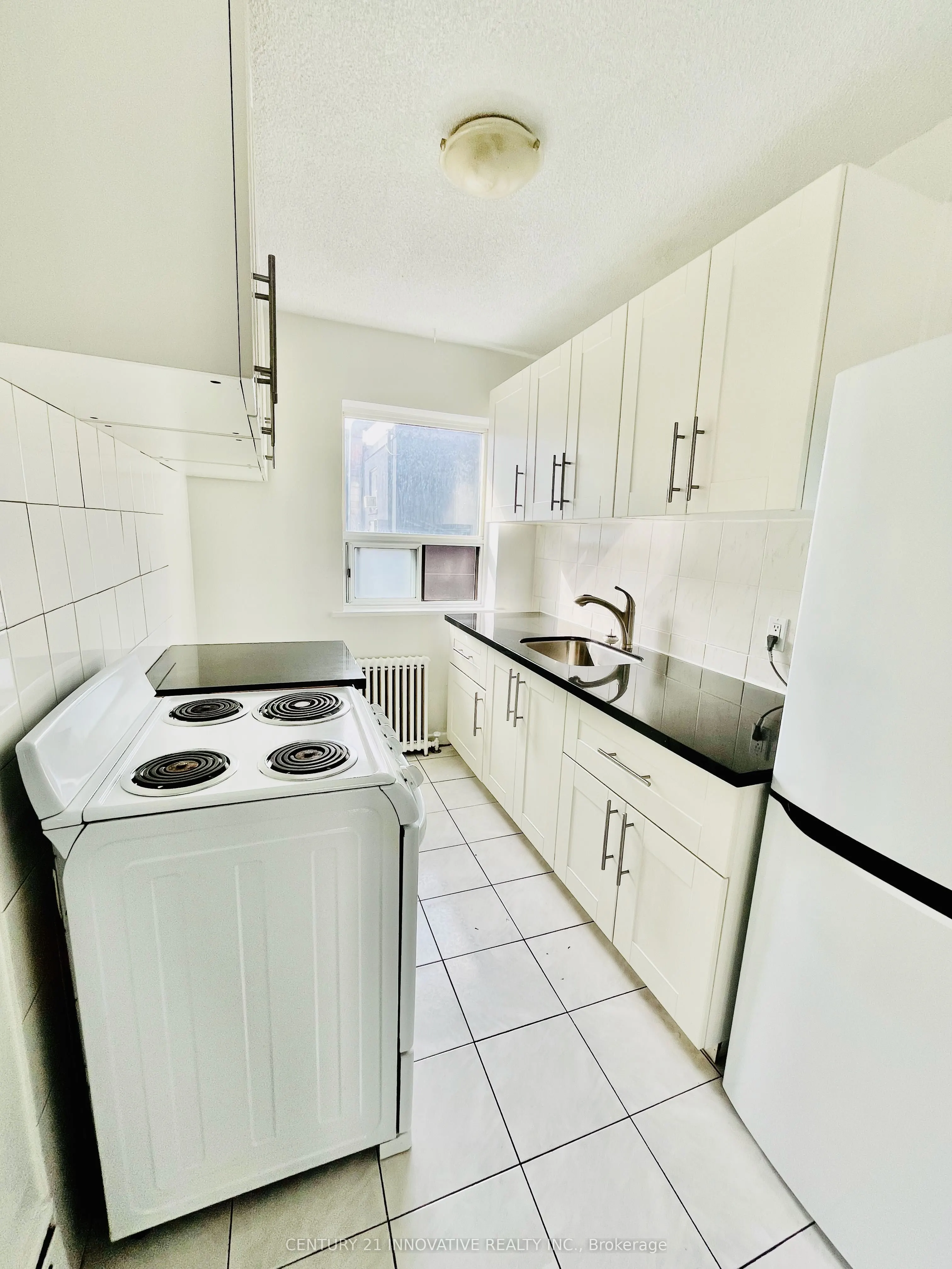 1243 Broadview Avenue, #111