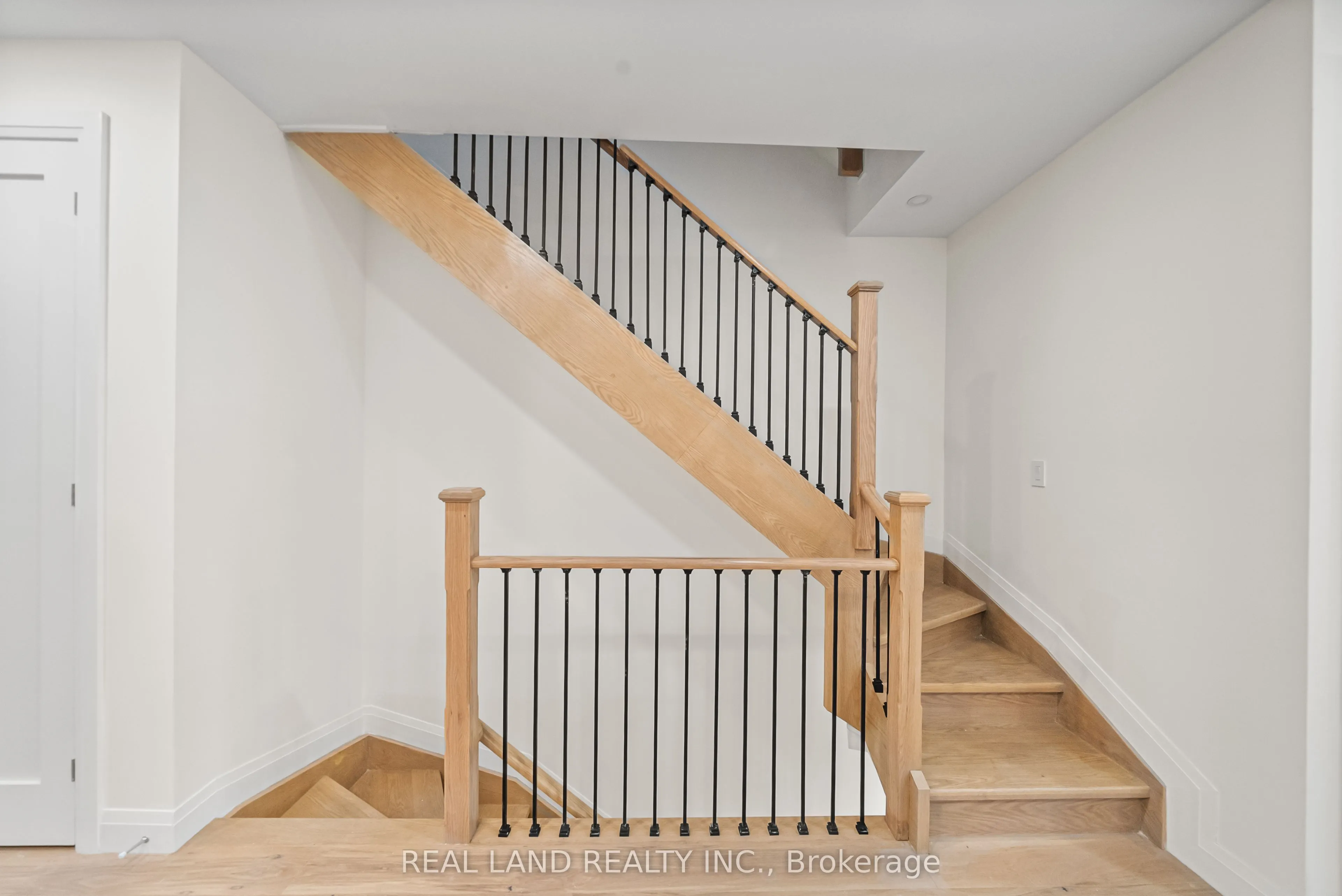 30 Winnifred Avenue