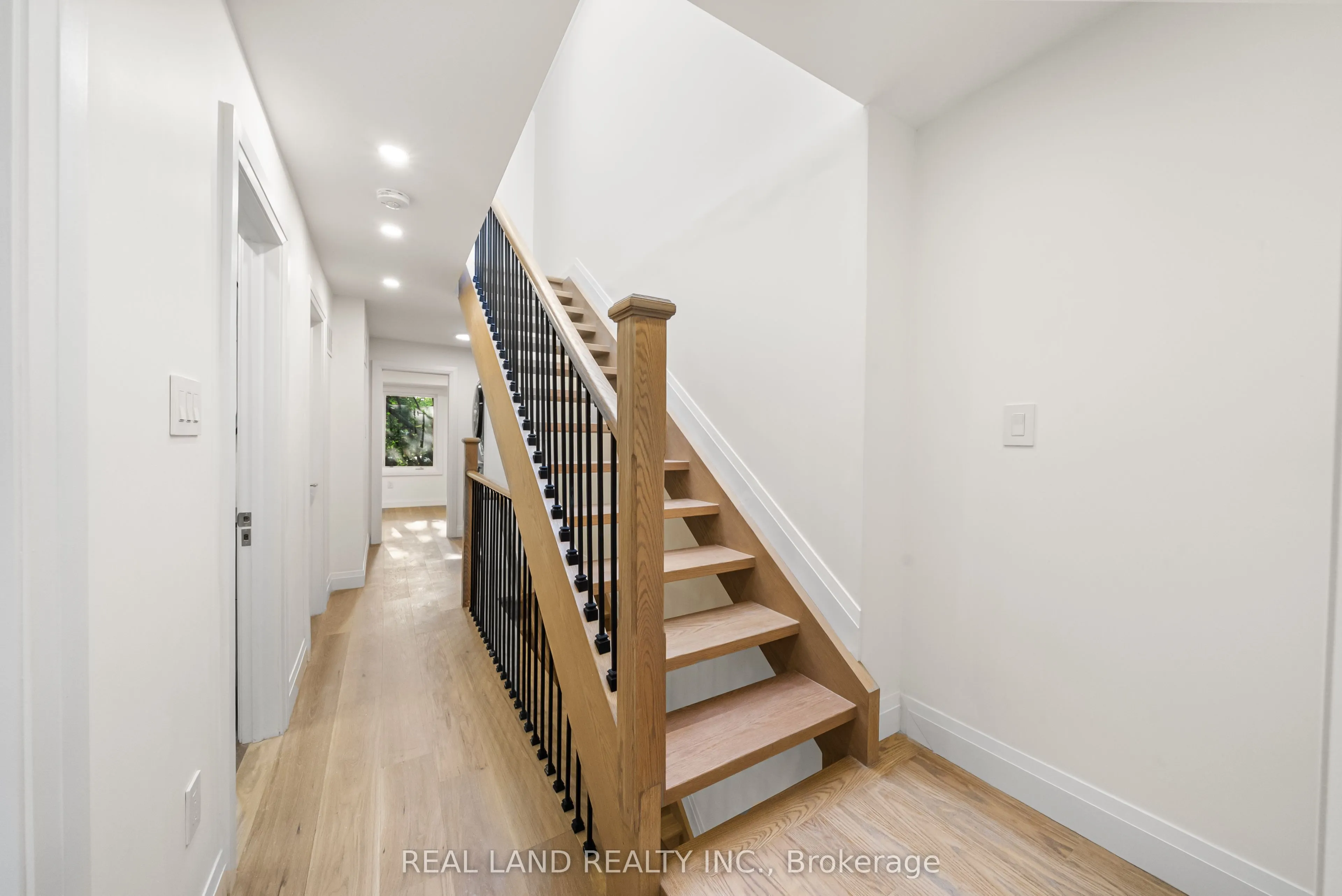 30 Winnifred Avenue