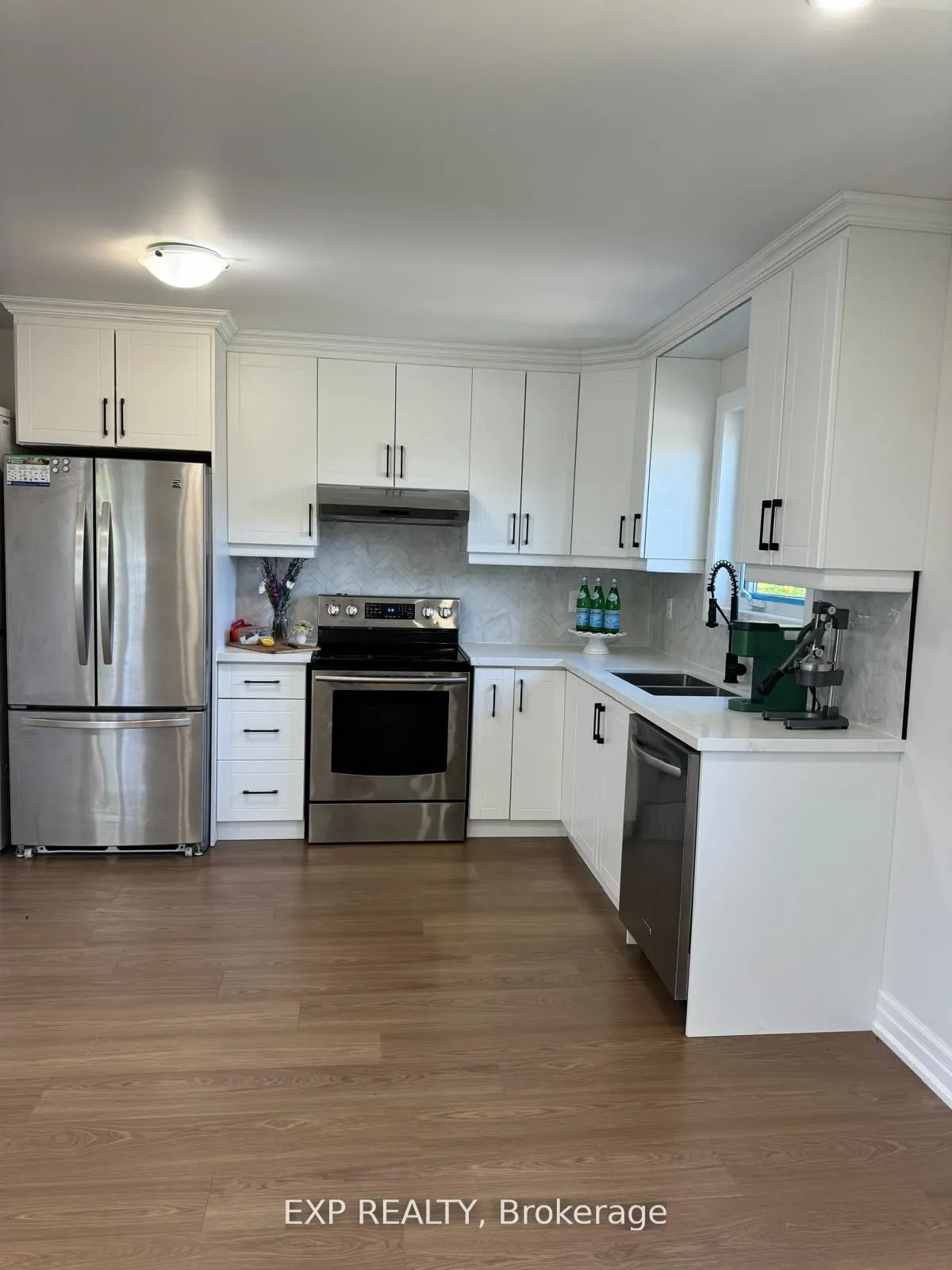 910 William Booth Crescent