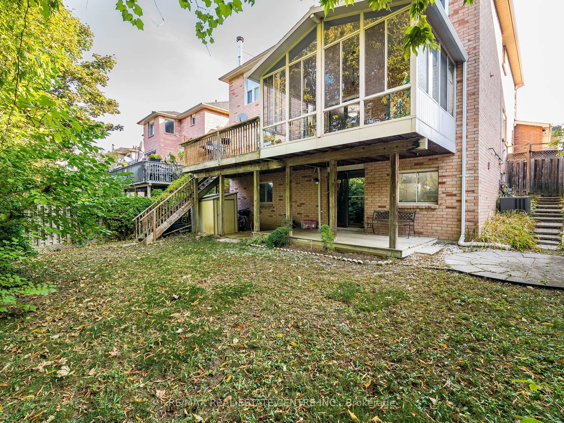 490 Old Harwood Avenue
