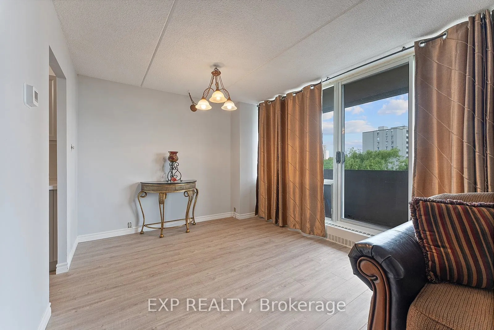 2 Glamorgan Avenue, #612