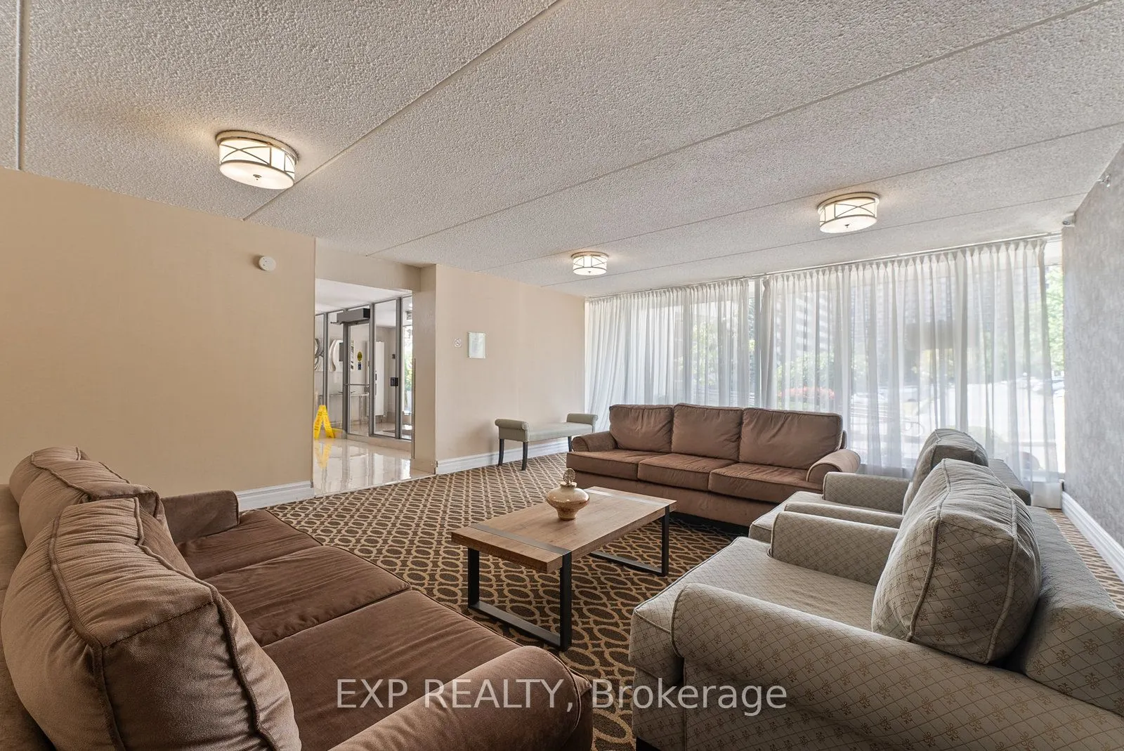 2 Glamorgan Avenue, #612