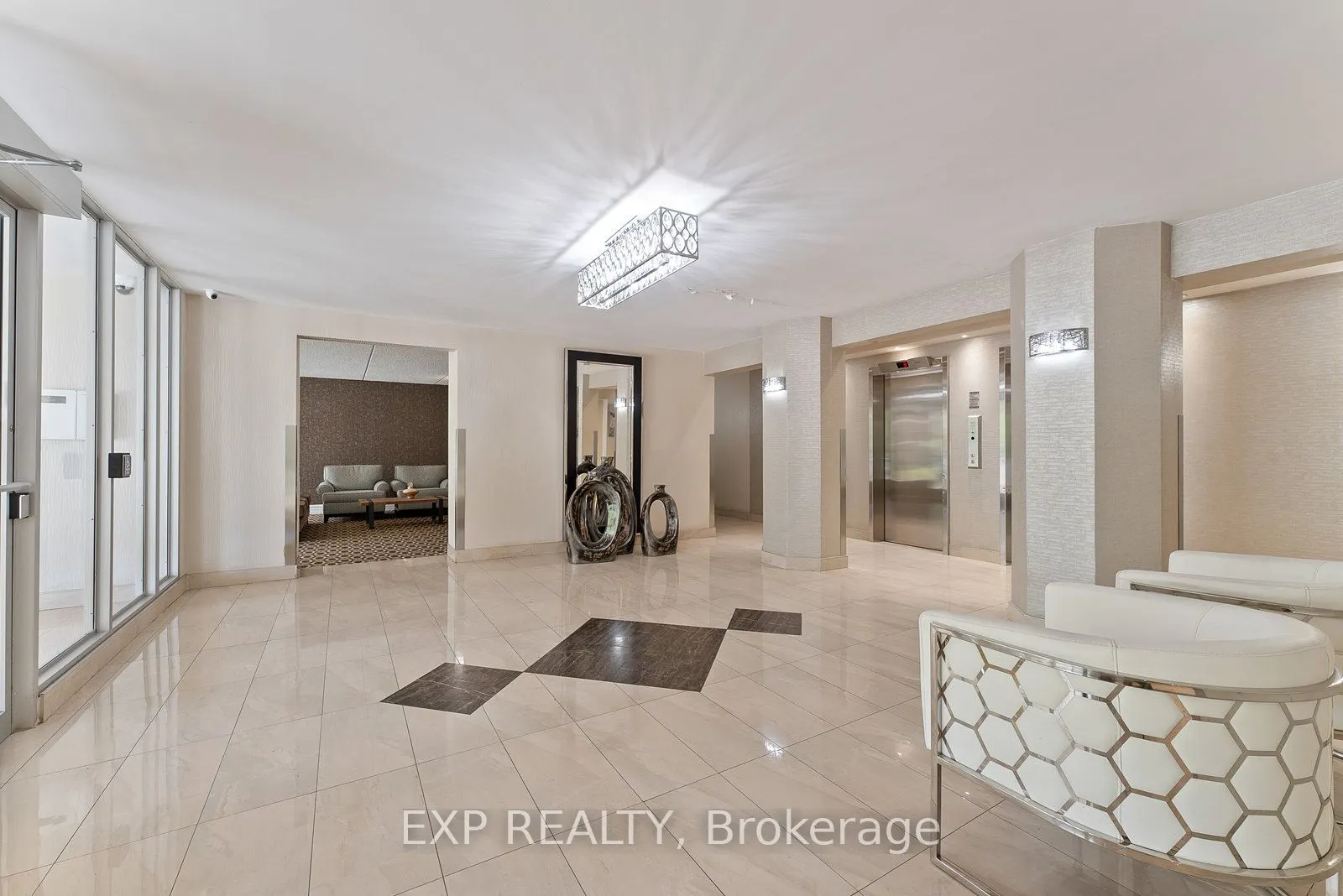 2 Glamorgan Avenue, #612