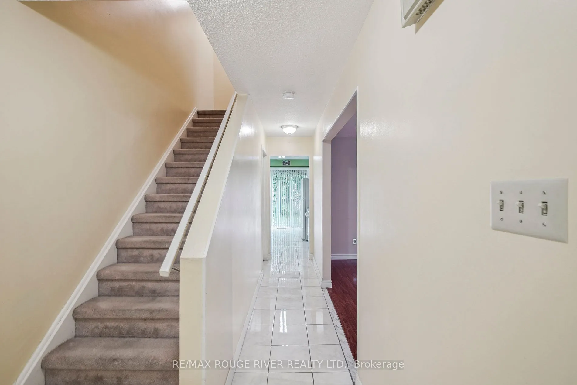 6 Scotney Grove