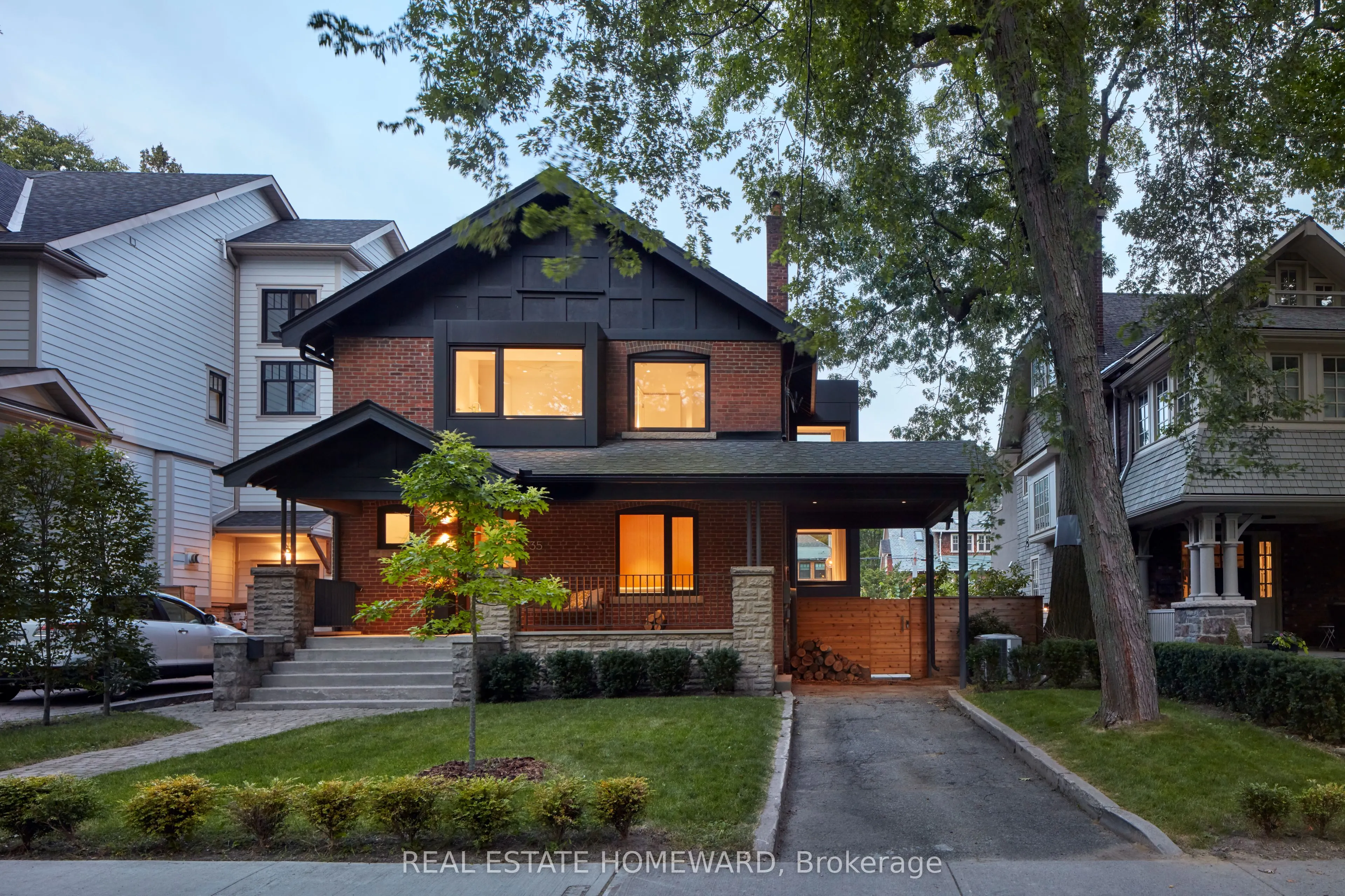 35 Munro Park Avenue