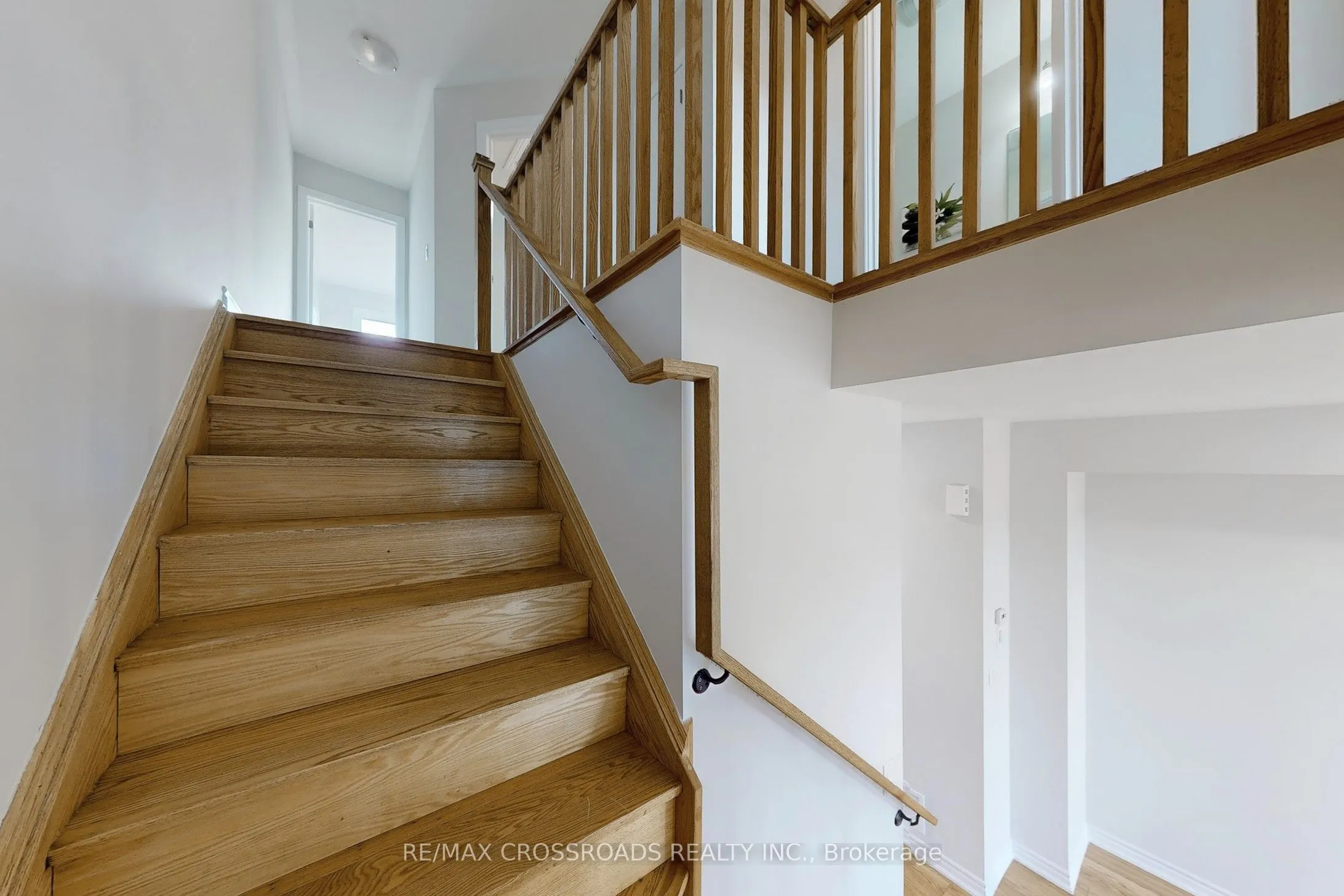 384 Okanagan Path