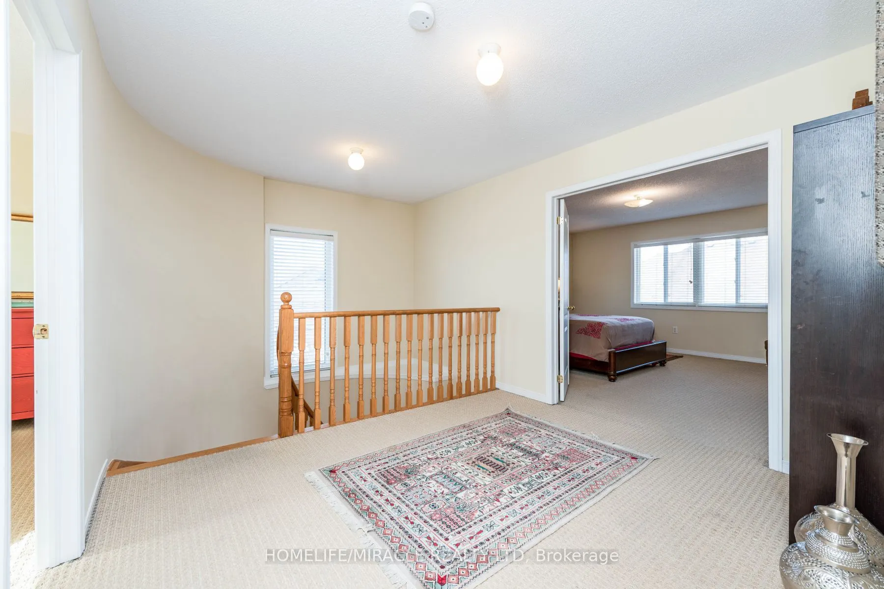 8 Solway Crescent