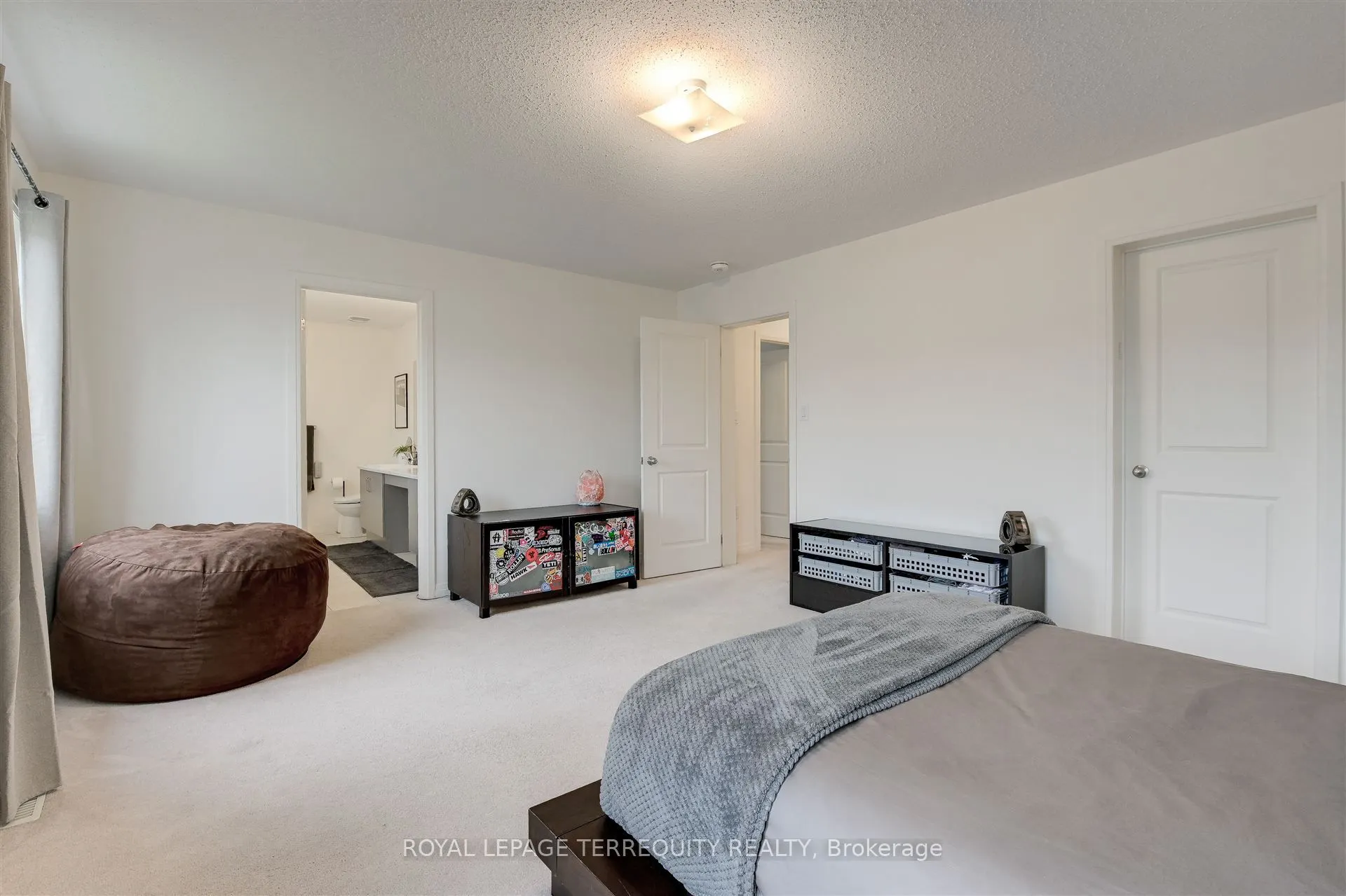 137 East Shore Drive