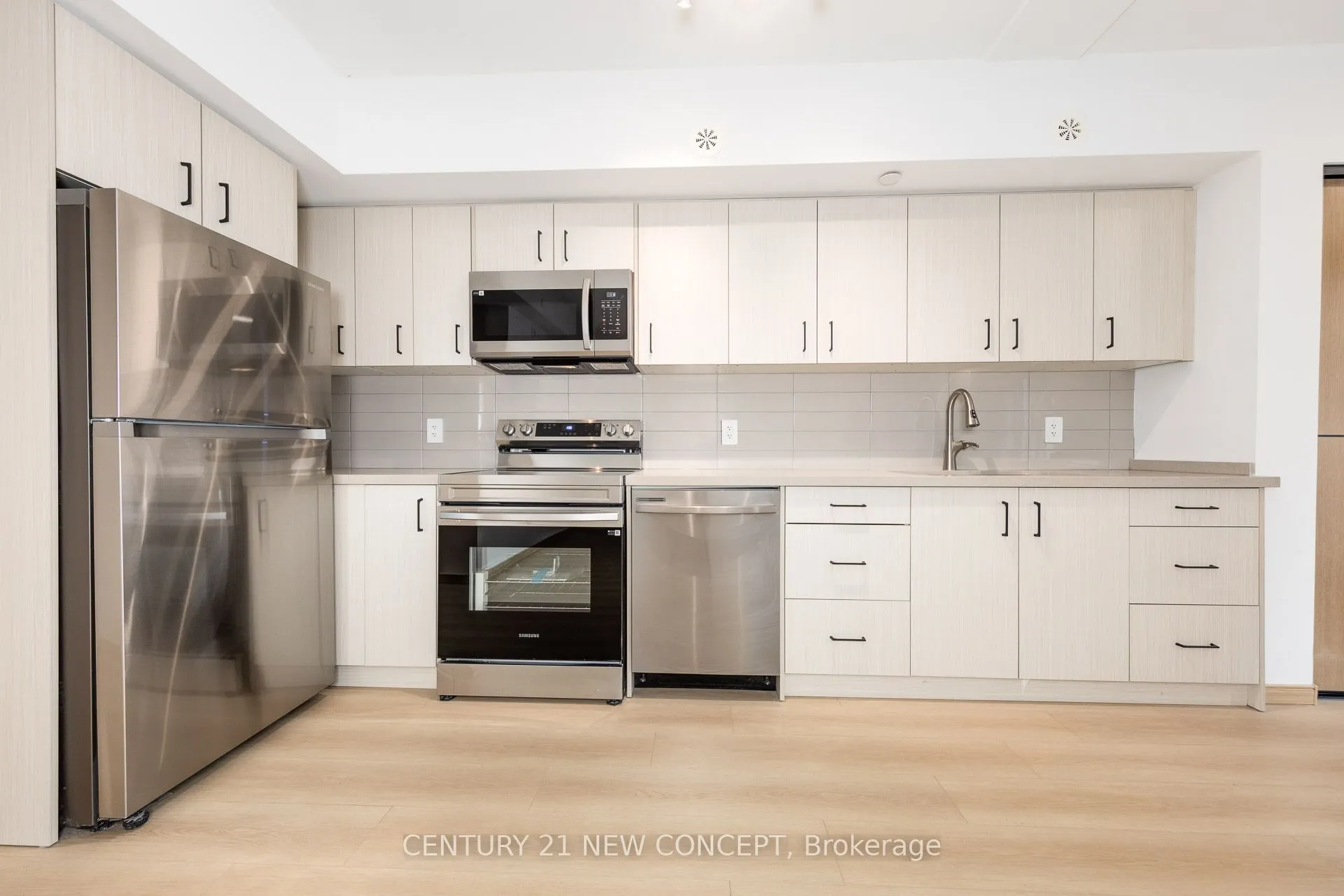 3425 Sheppard Avenue E, #C3-108