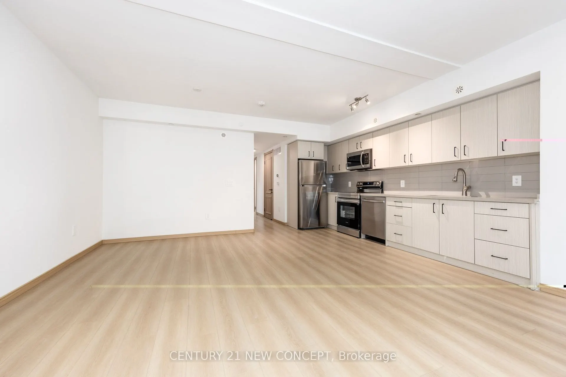 3425 Sheppard Avenue E, #C3-108