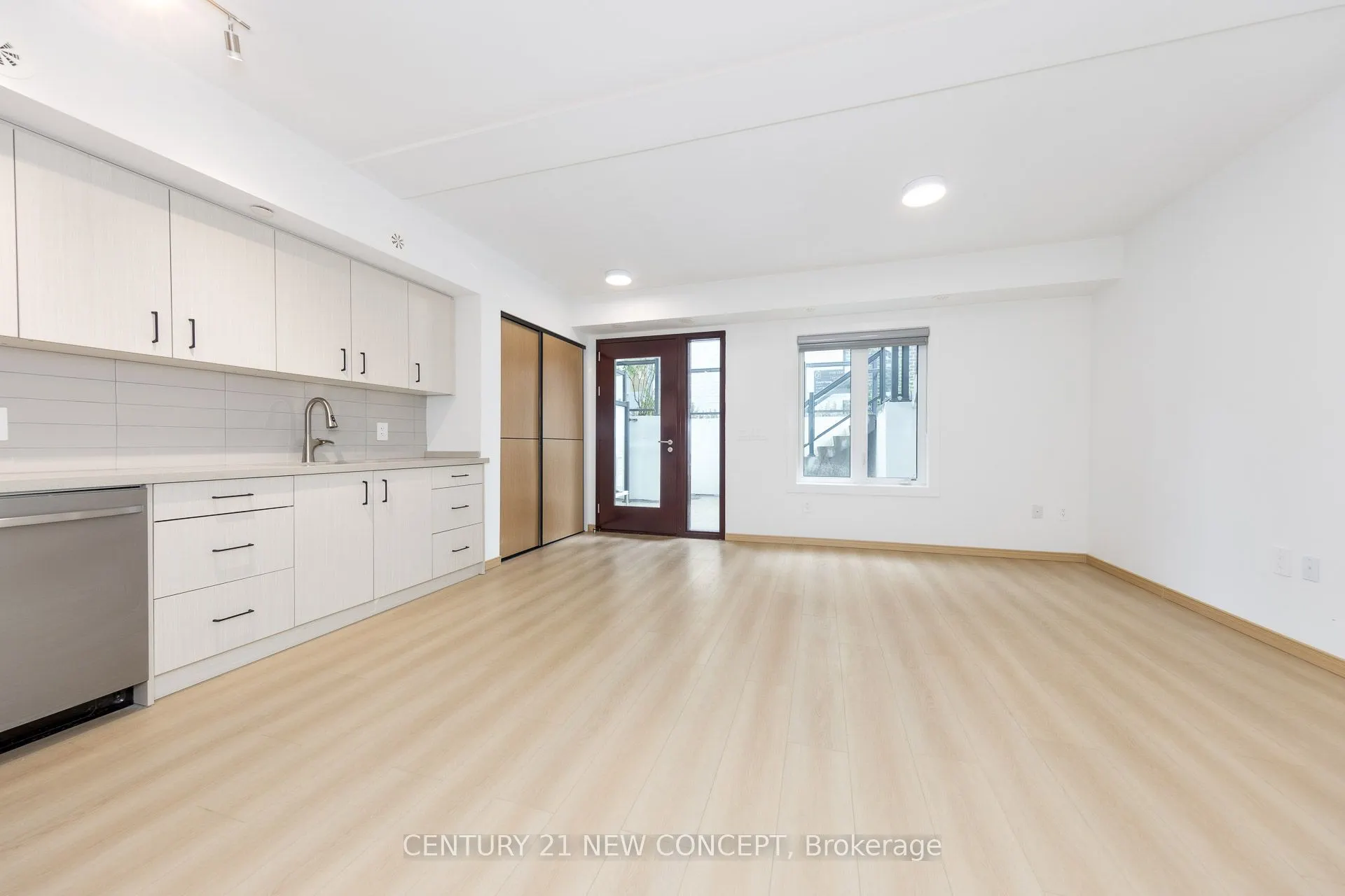 3425 Sheppard Avenue E, #C3-108