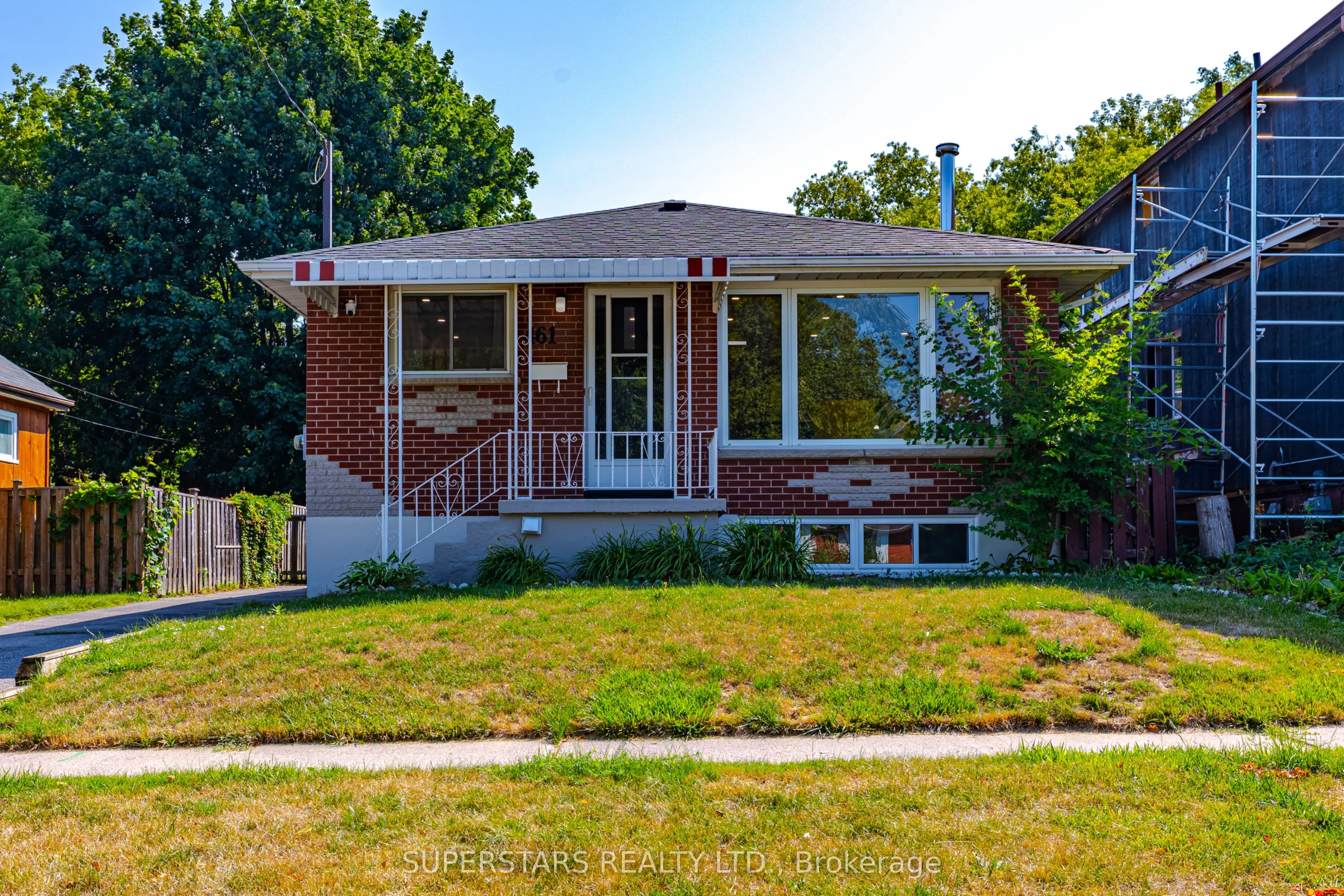 461 Cromwell Avenue