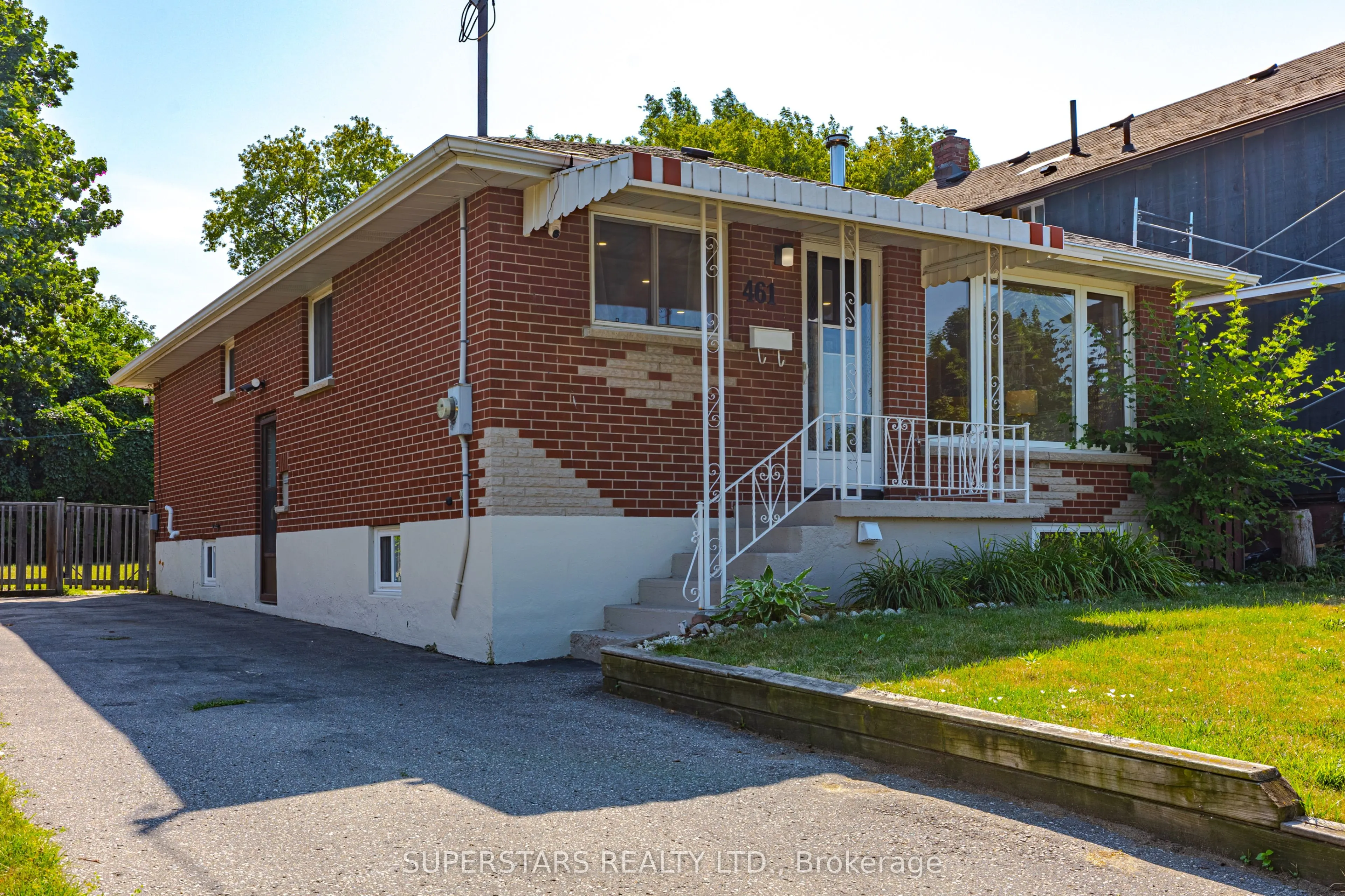 461 Cromwell Avenue