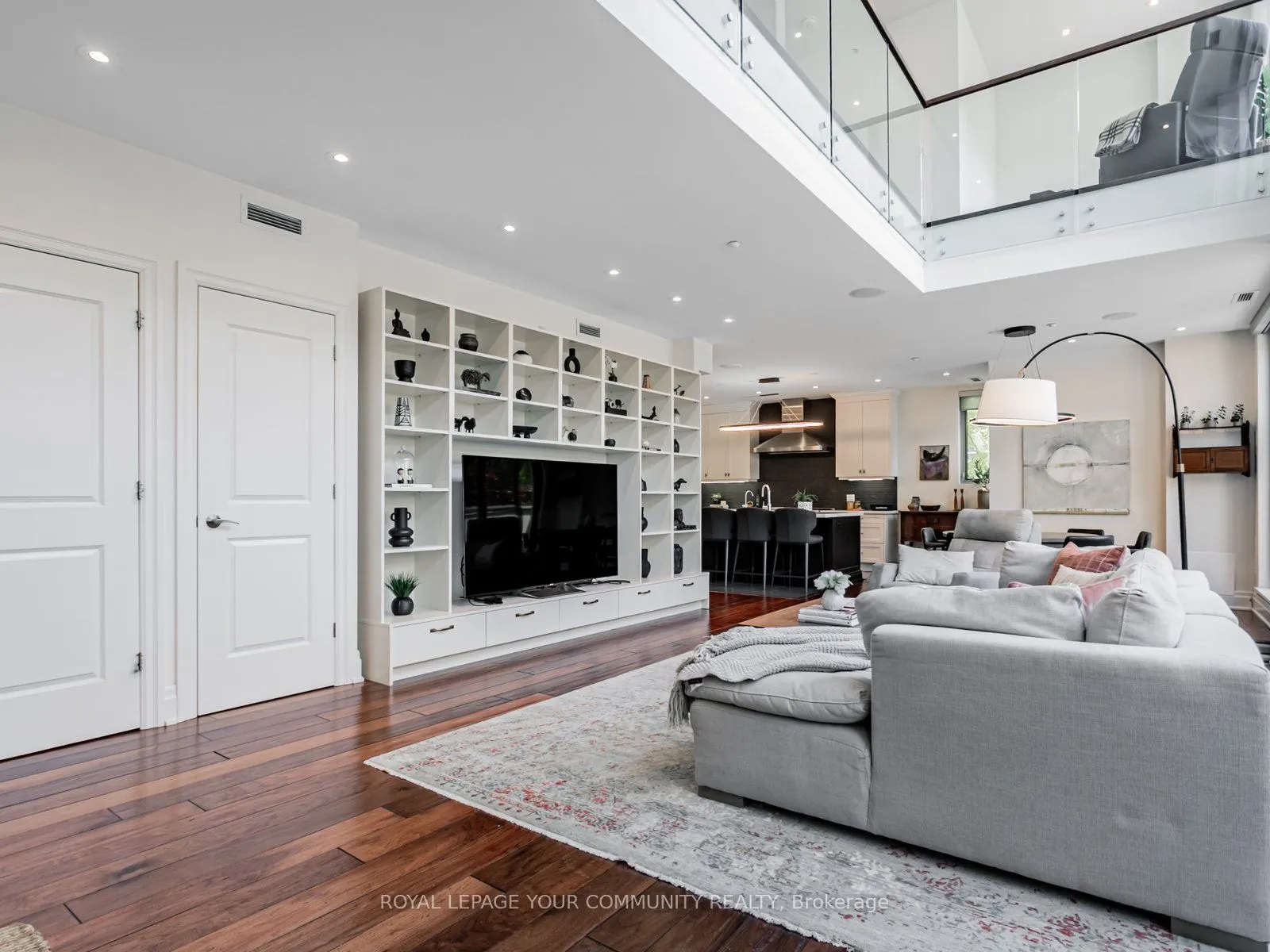 1 Rainsford Road, #206