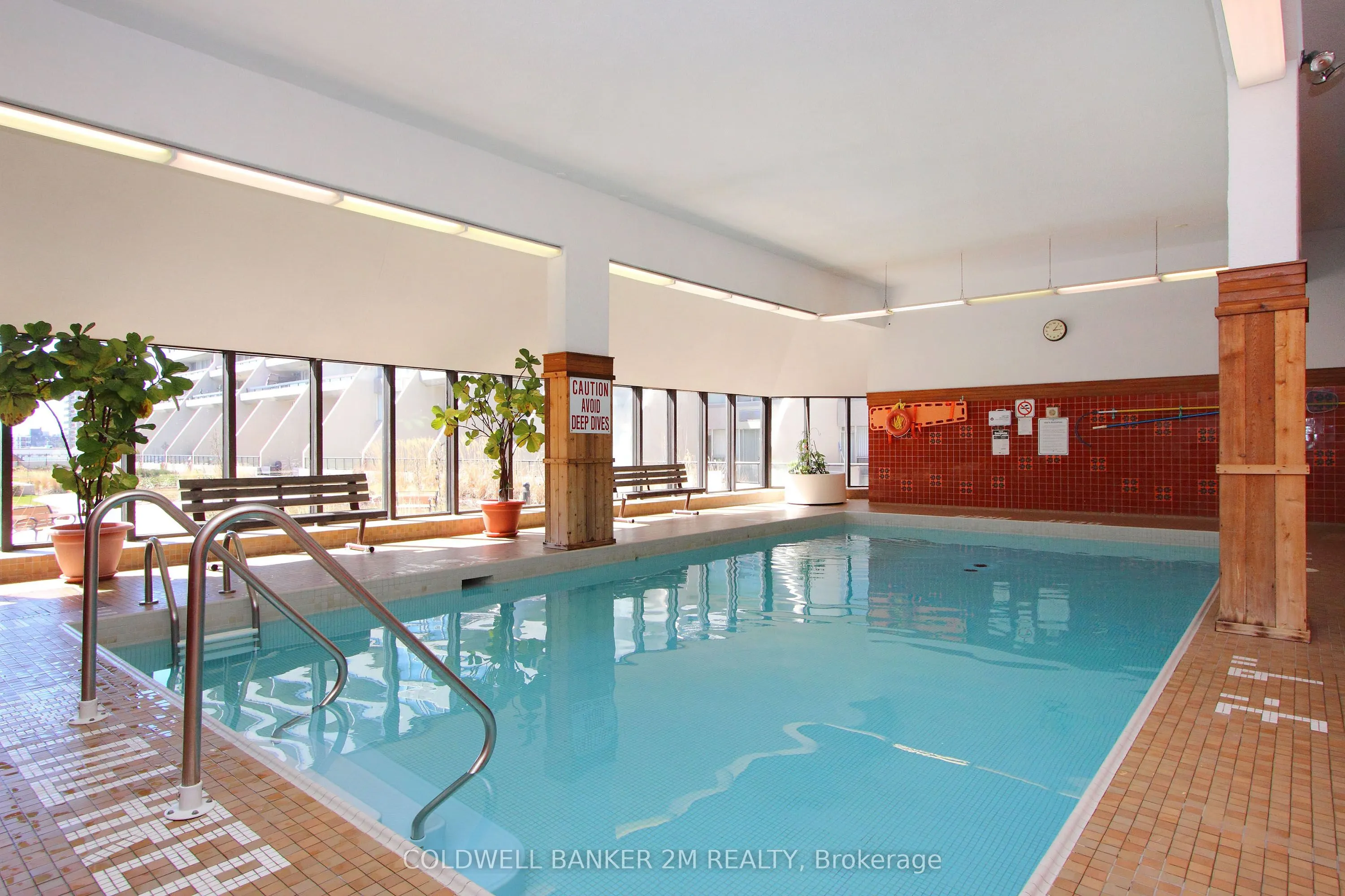50 Richmond Street E, #518