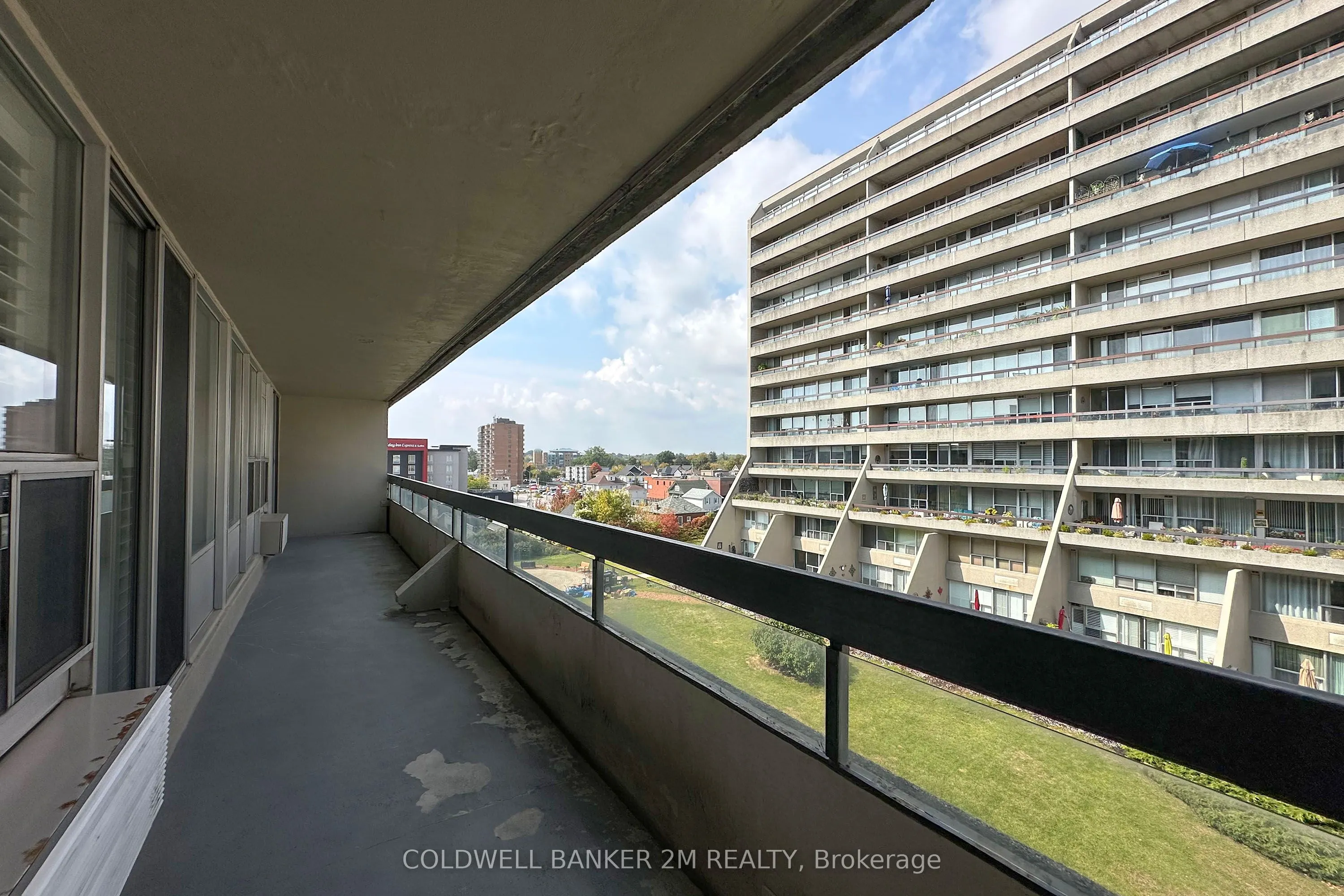 50 Richmond Street E, #518