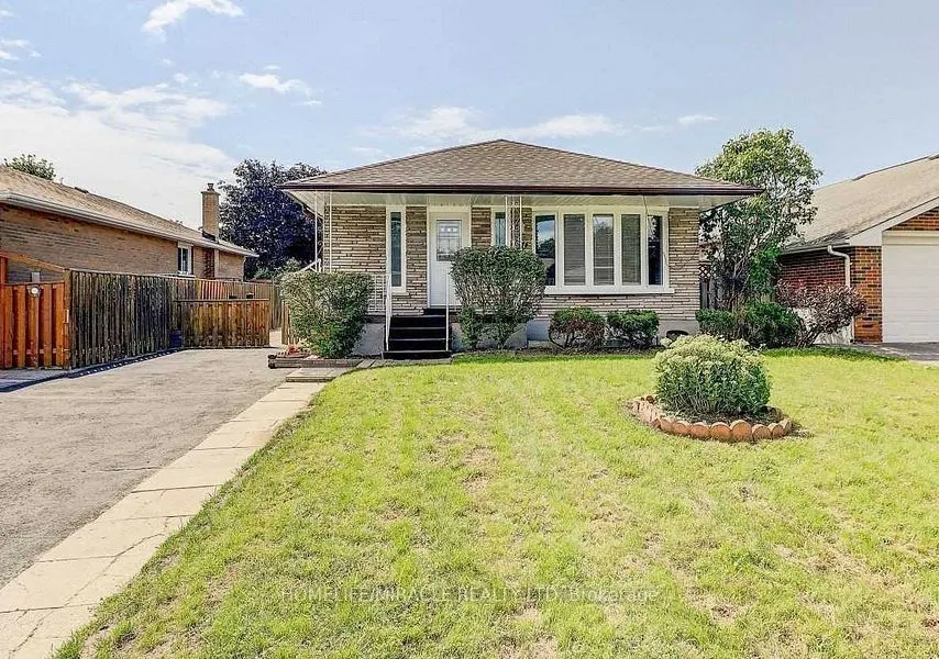 57 Iroquois Avenue