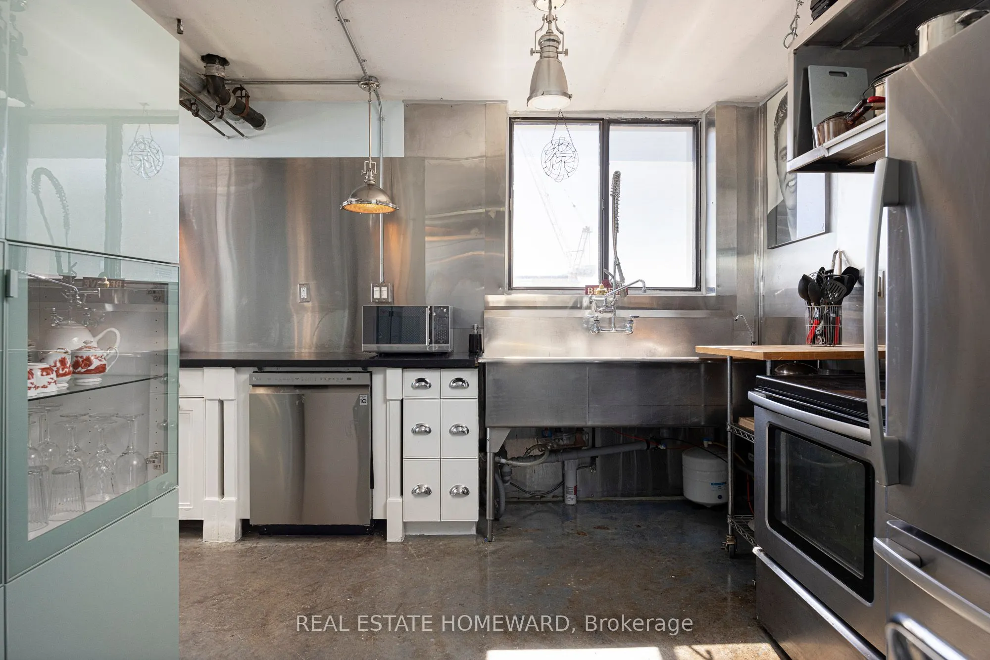 665 Kennedy Road, #702