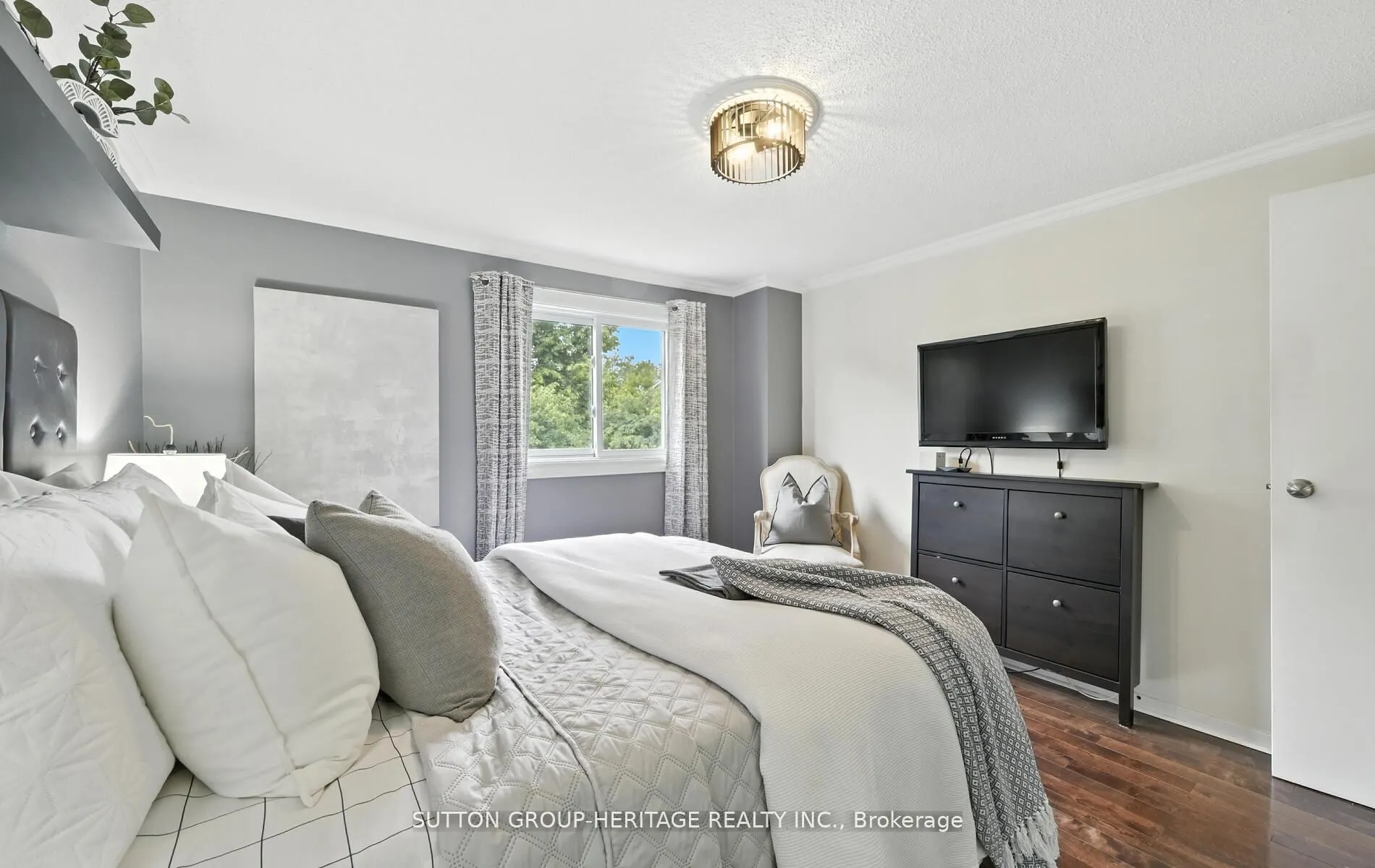 2 Frazer Road