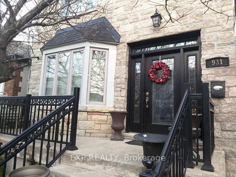 931 Pape Avenue, #Lower
