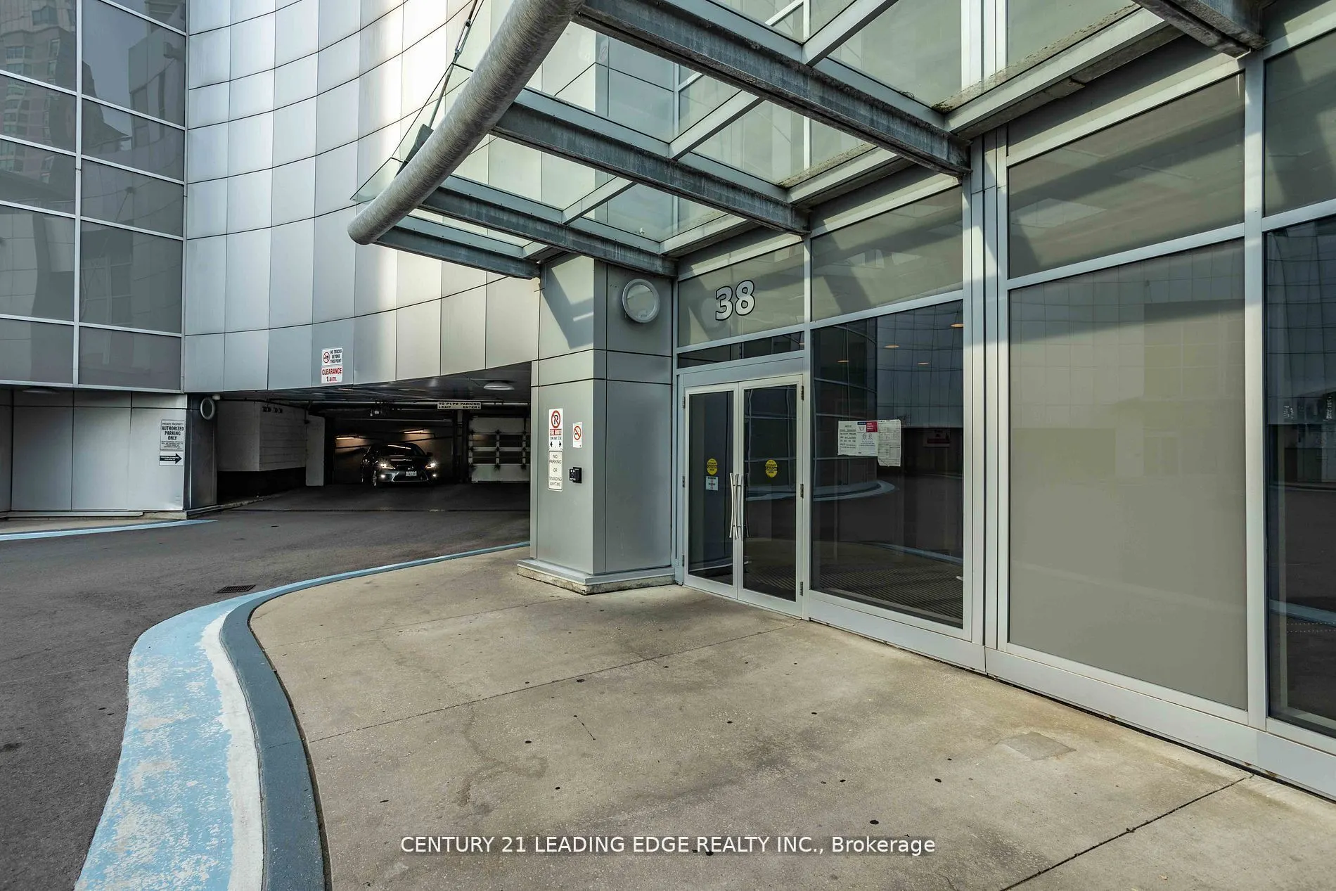 38 Lee Centre Drive, #2112