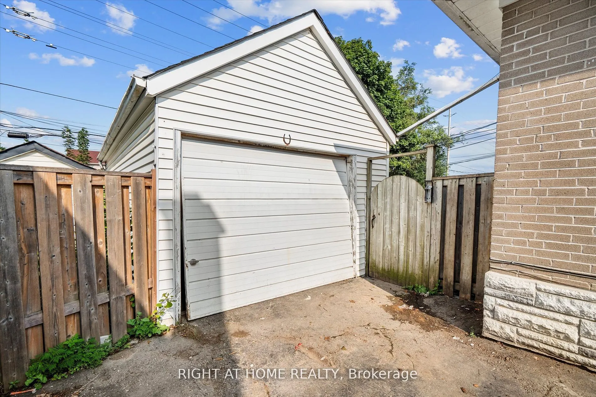 7 Tulloch Drive