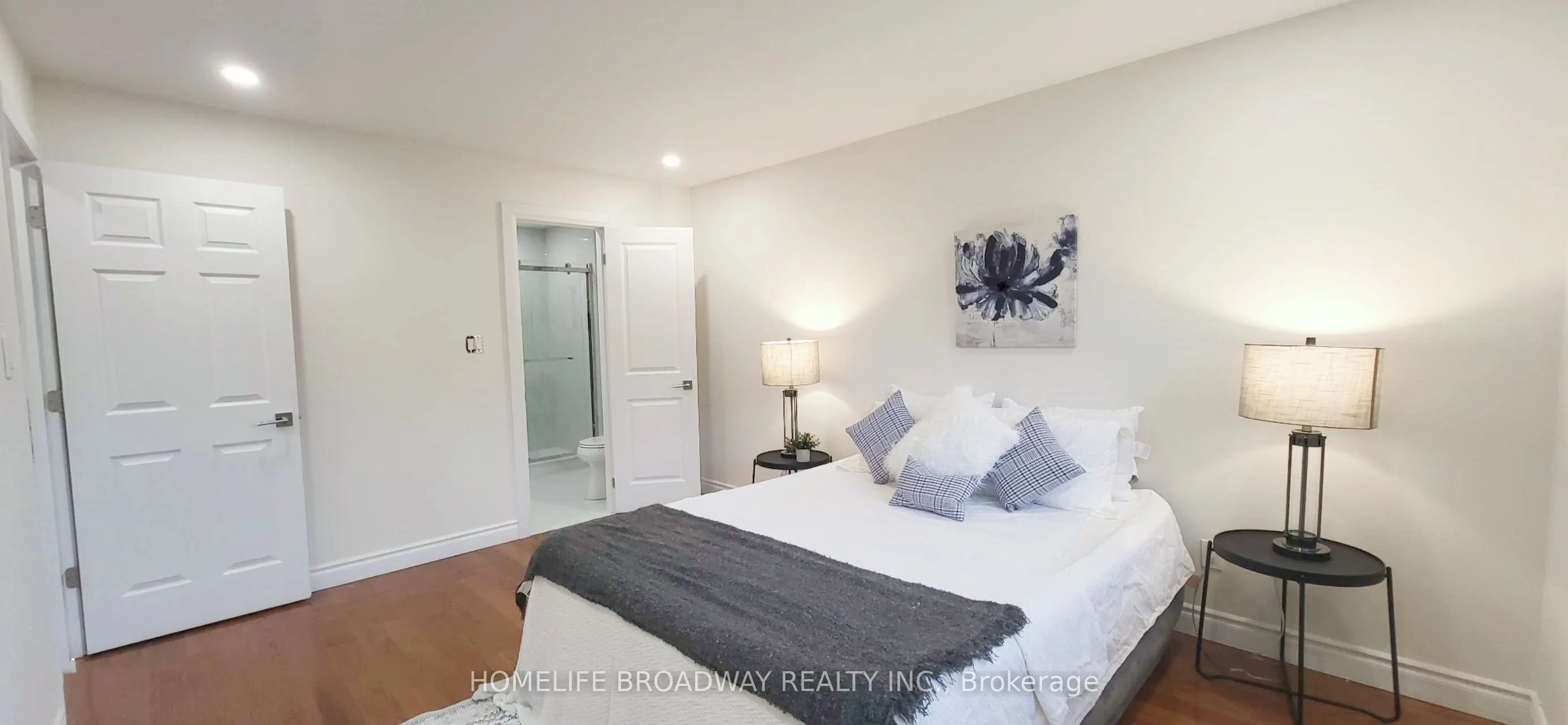 53 Marblemount Crescent
