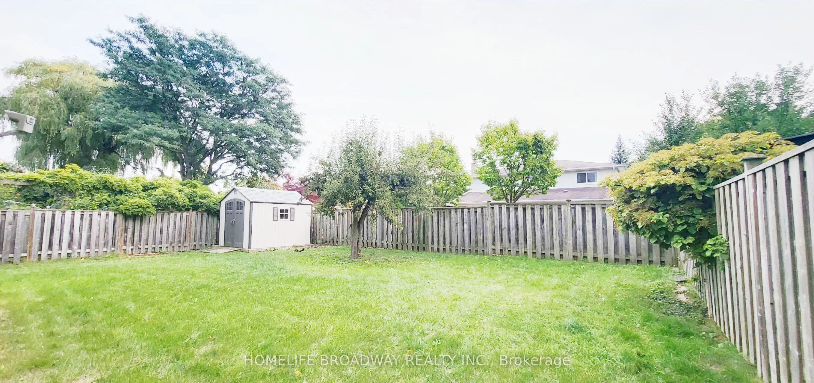 53 Marblemount Crescent