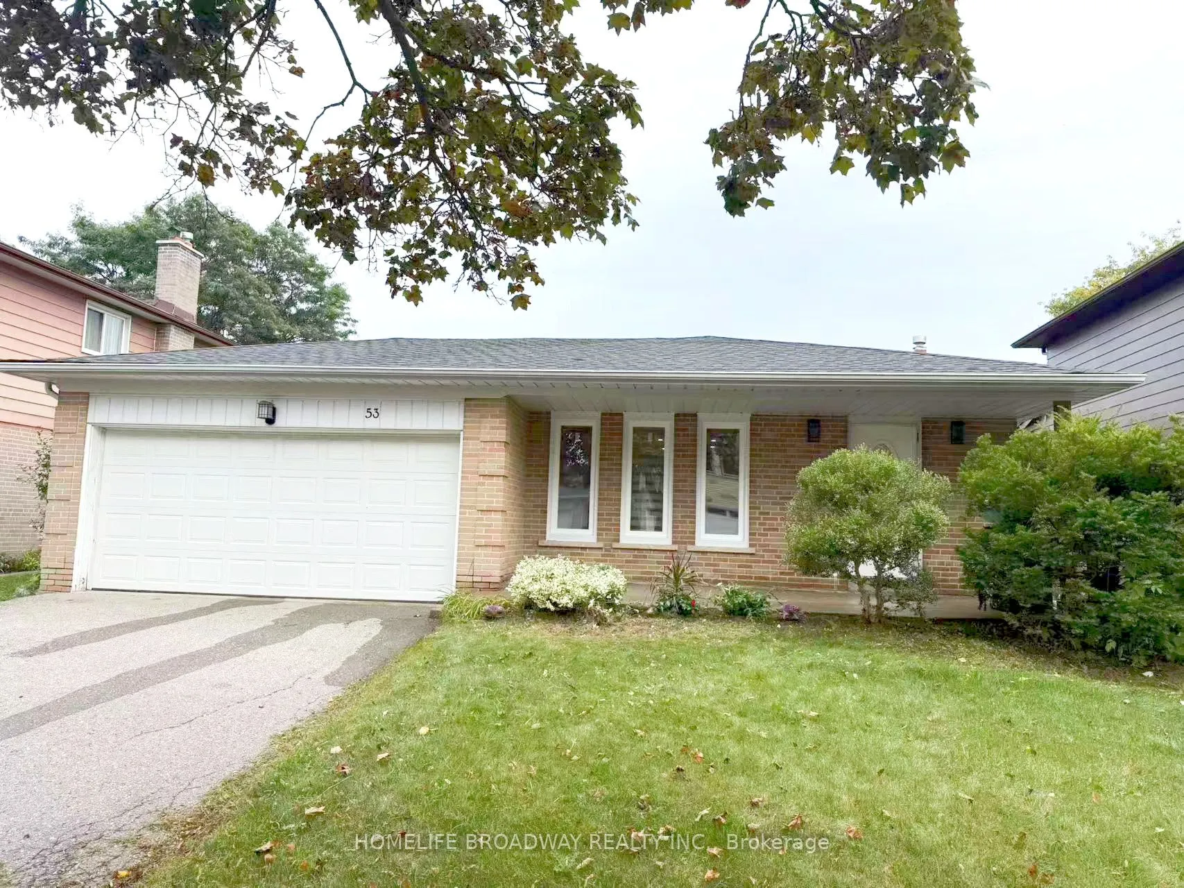 53 Marblemount Crescent
