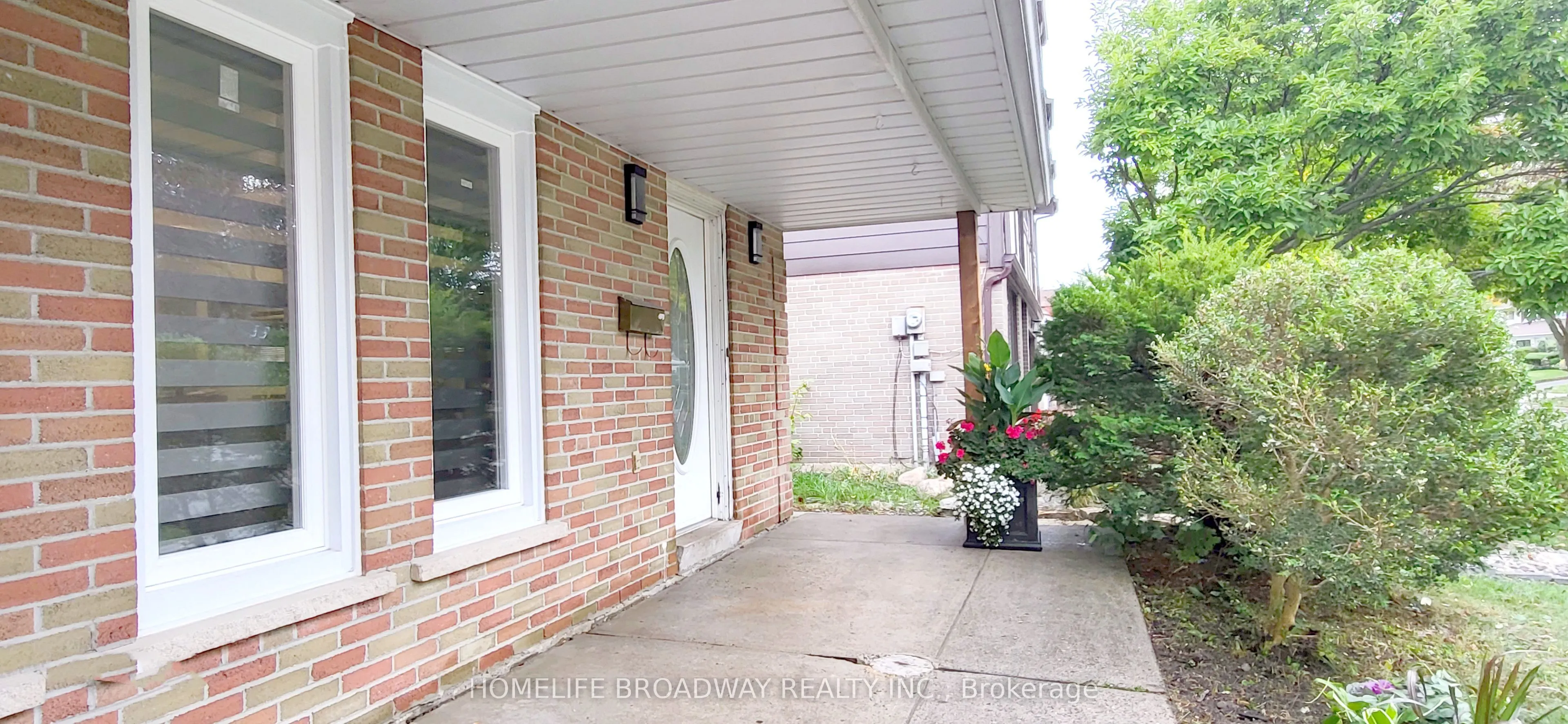 53 Marblemount Crescent