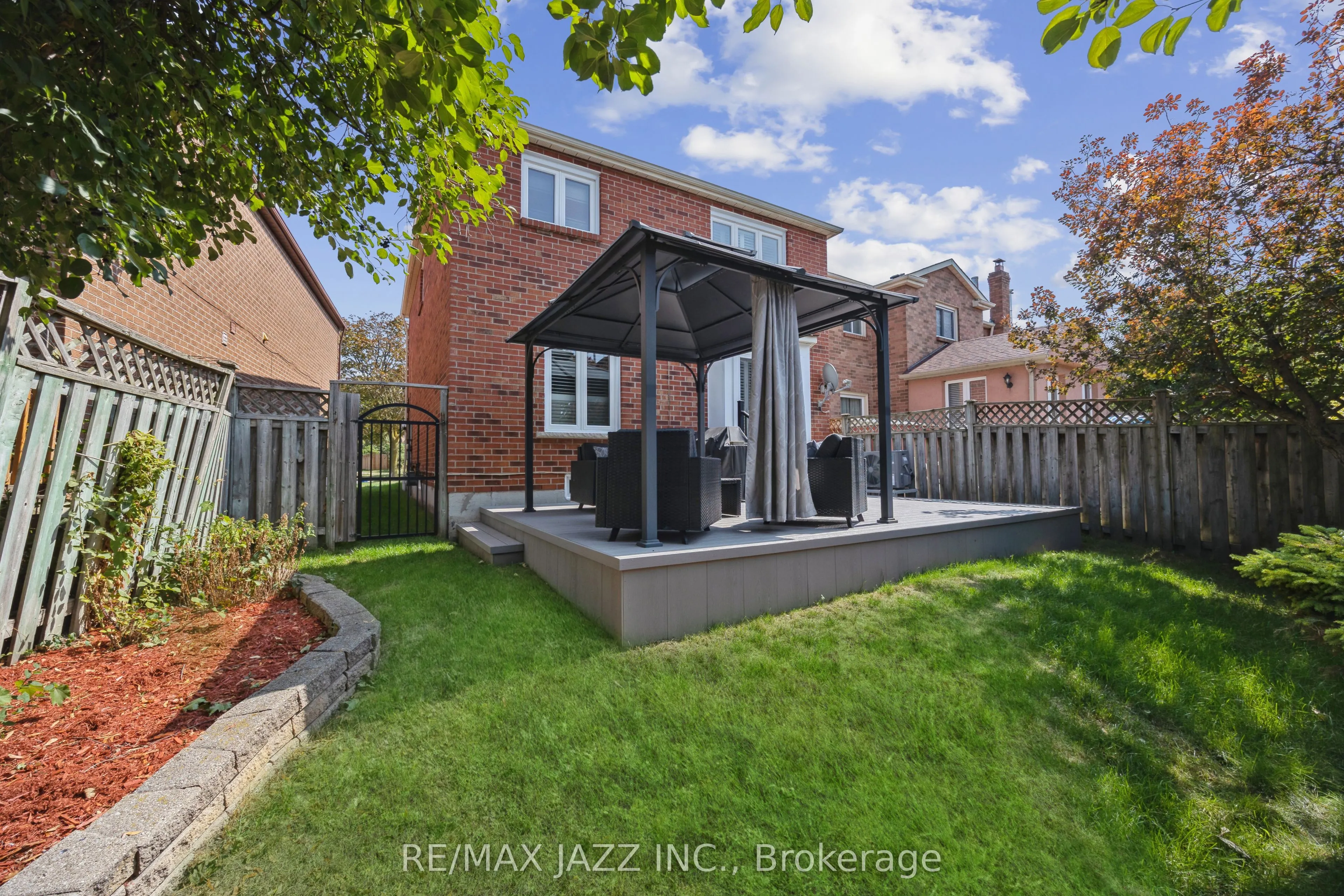 14 Grover Drive