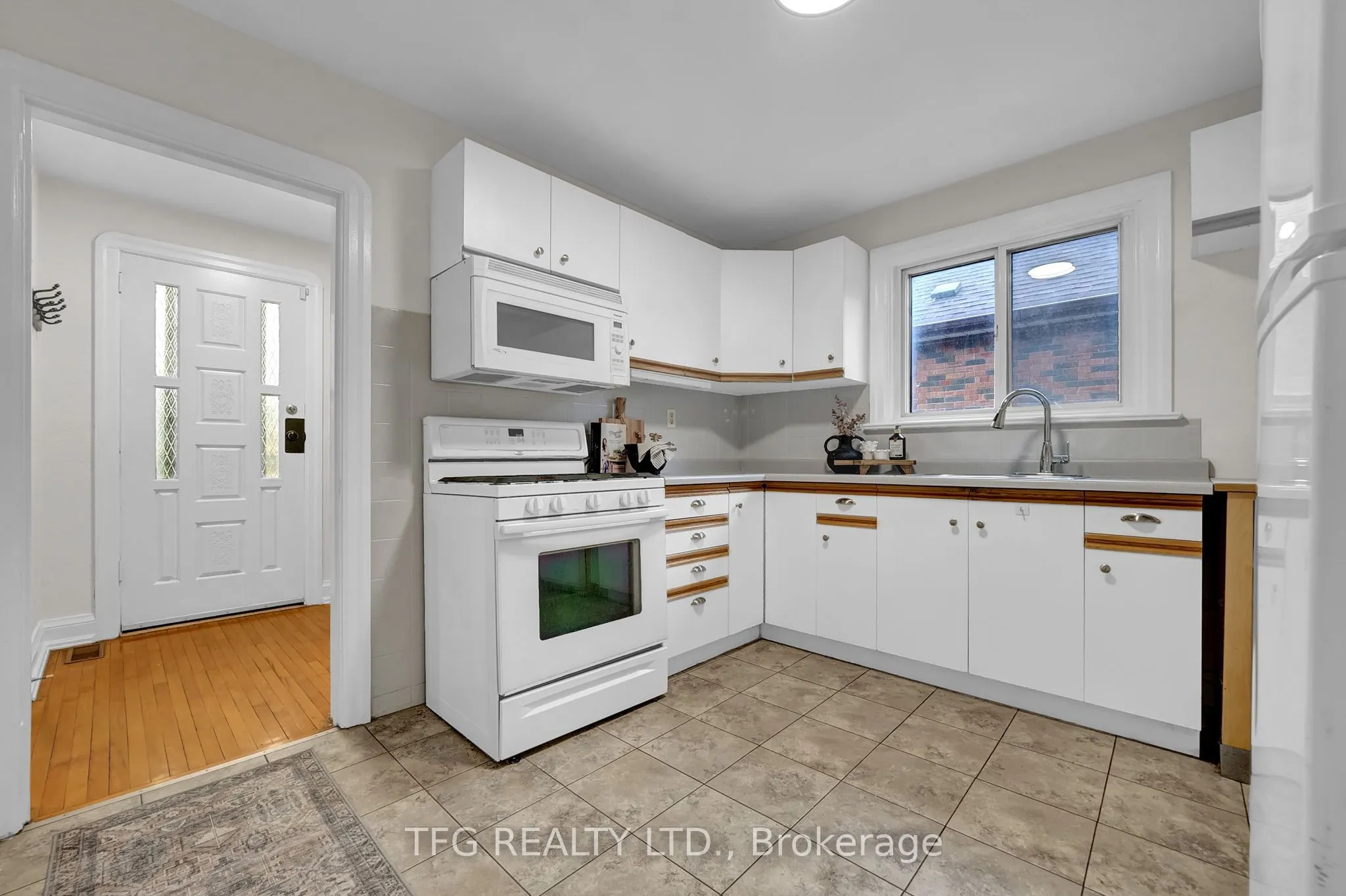 232 Clarke Street