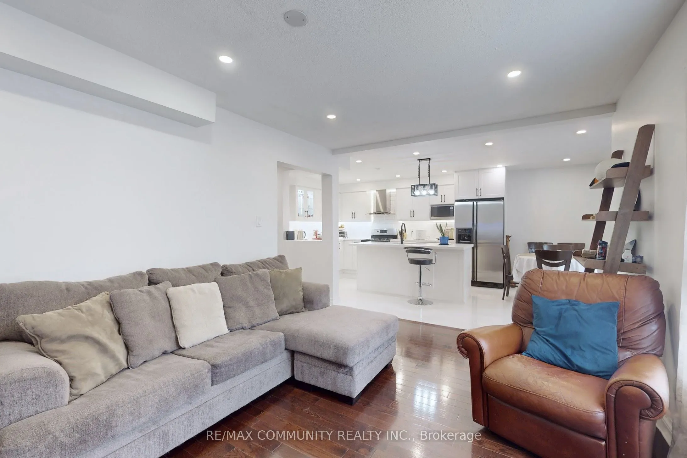 71 Hibbard Drive