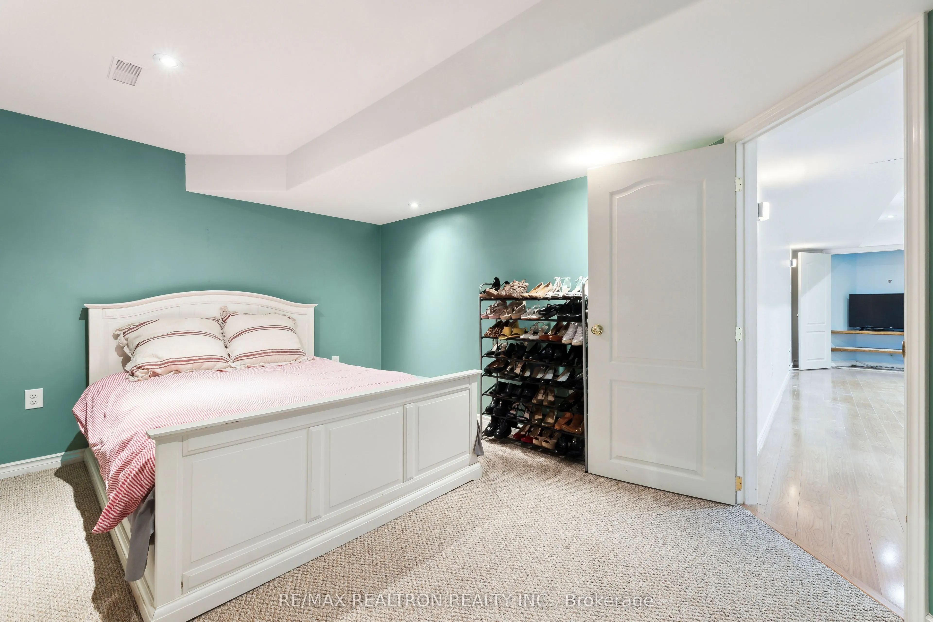 135 Mcsweeney Crescent
