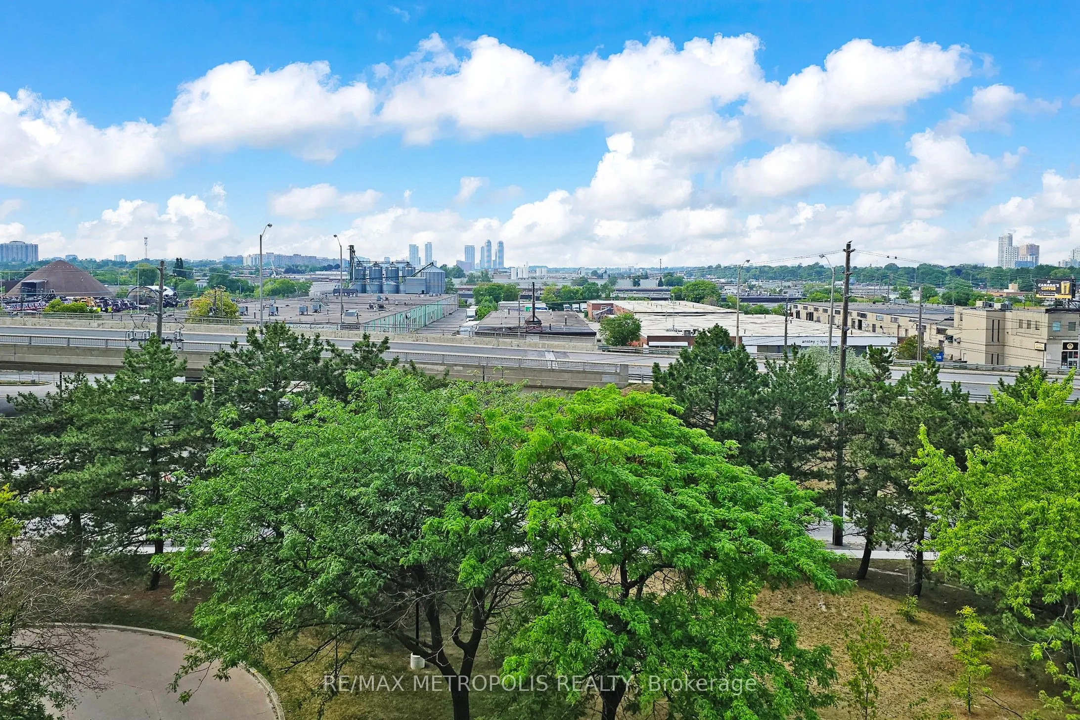 301 Prudential Drive, #602