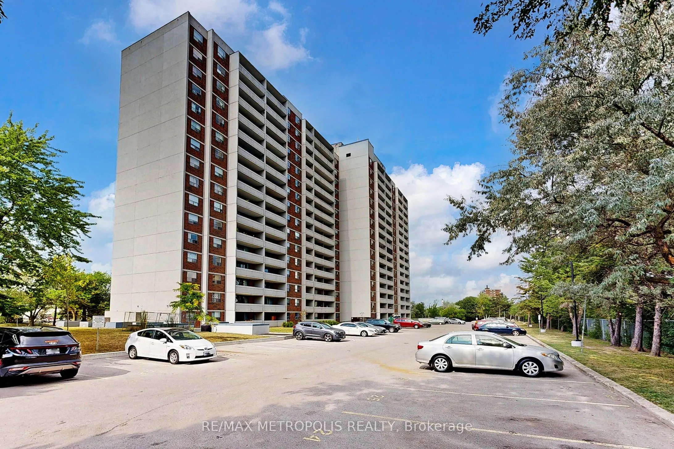 301 Prudential Drive, #602