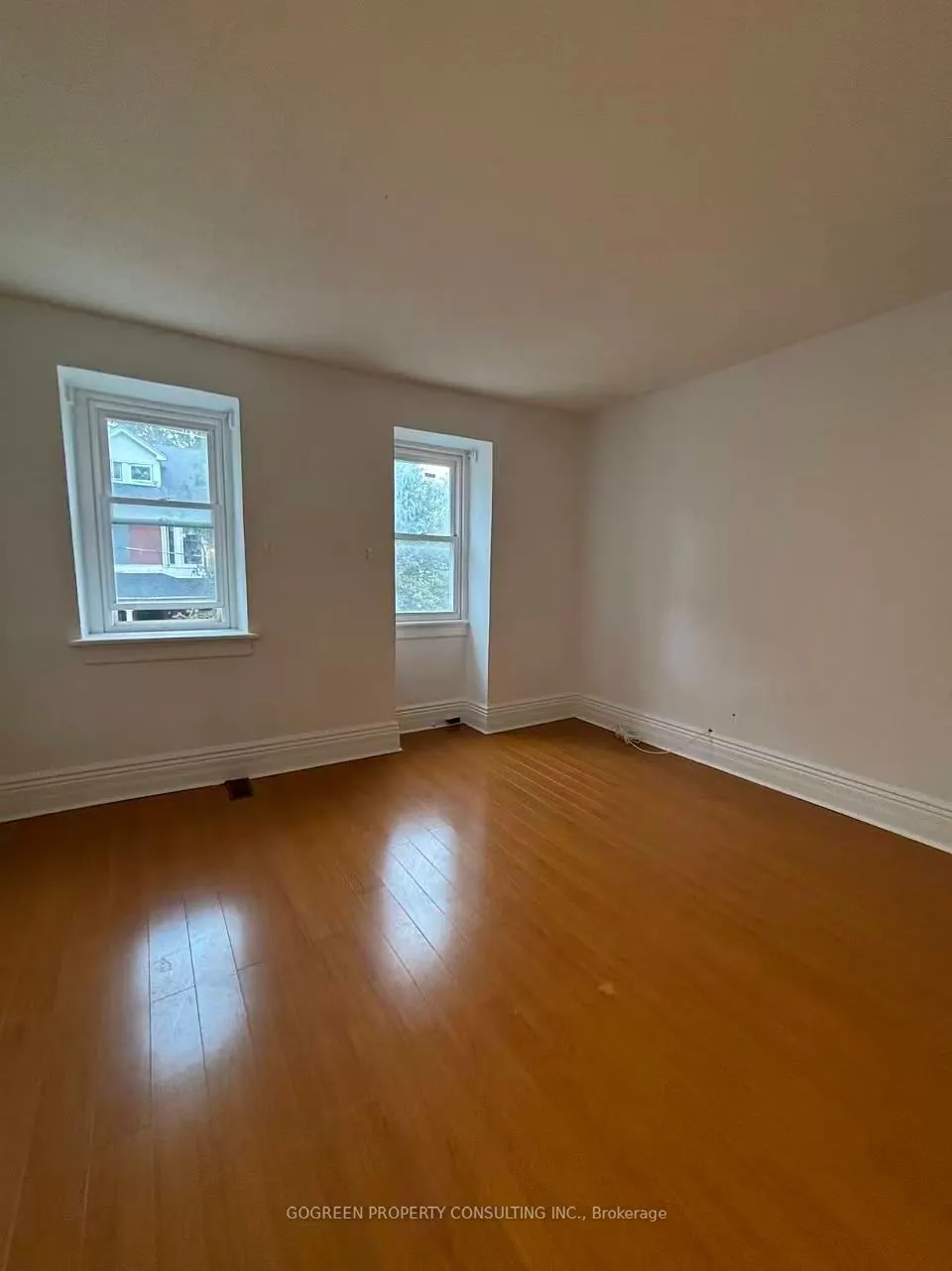 182 Boulton Avenue