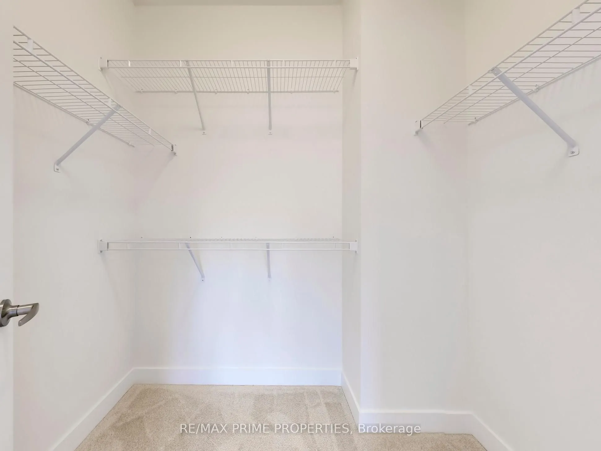 1039 Thompson Drive