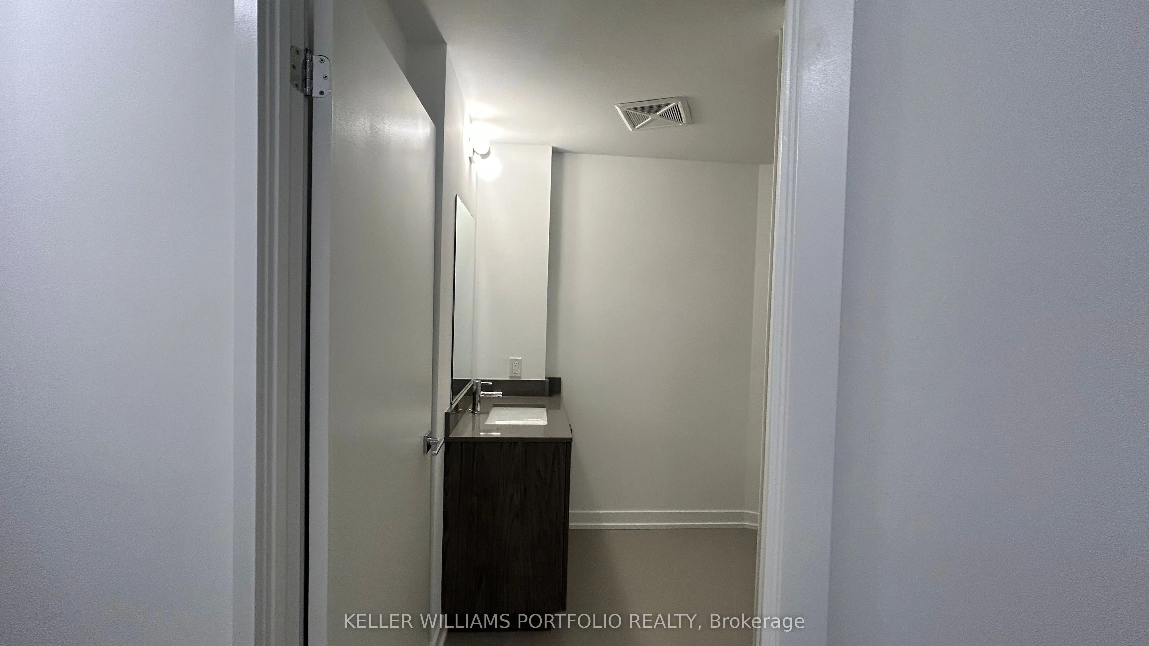 35 Birch Cliff Avenue, #9