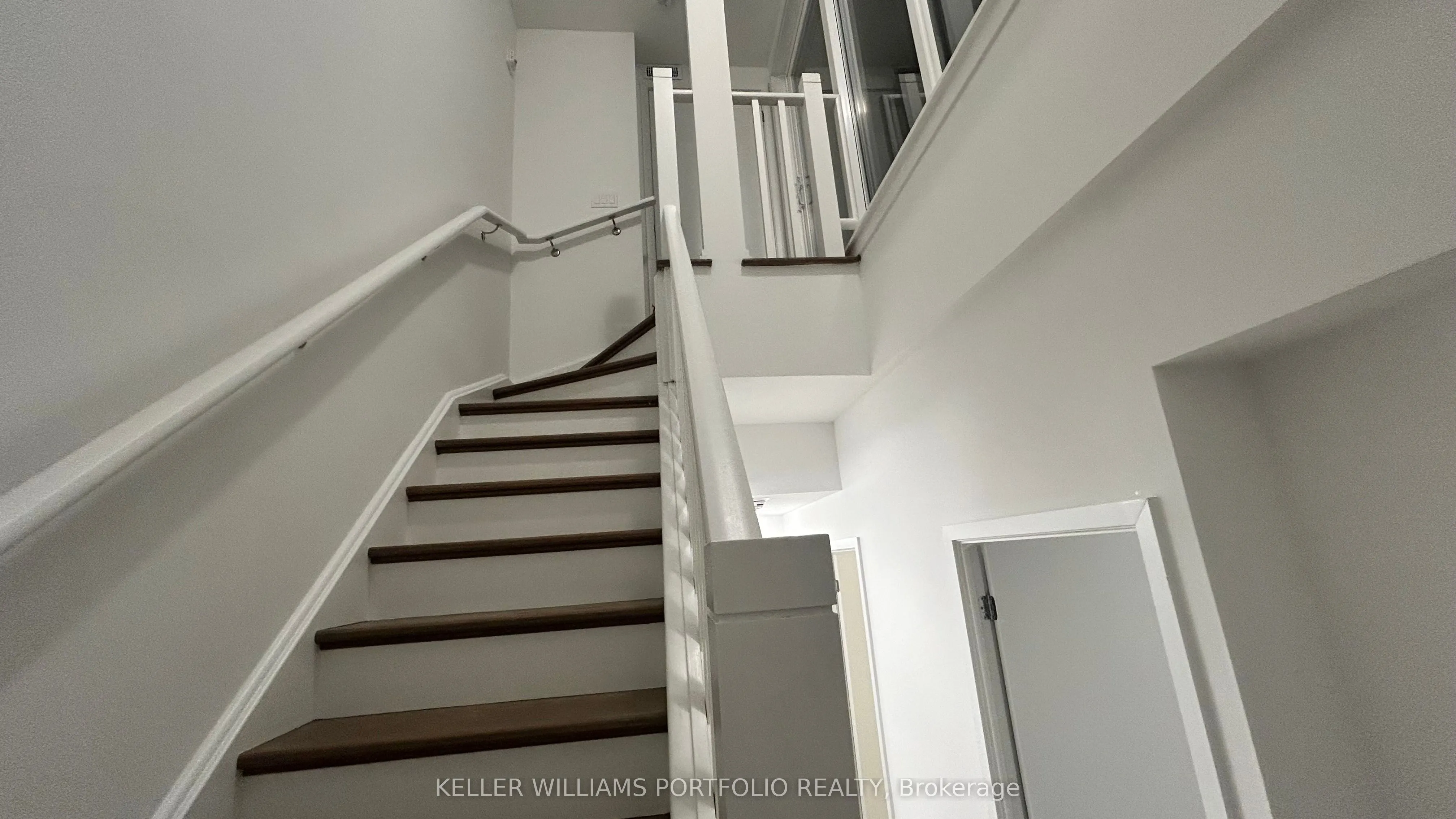 35 Birch Cliff Avenue, #9