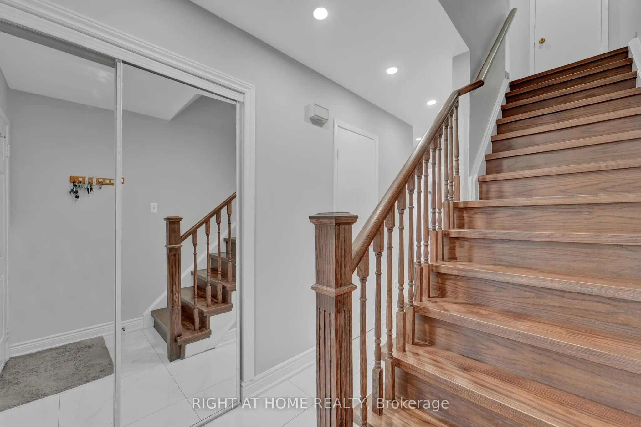 105 Hupfield Trail
