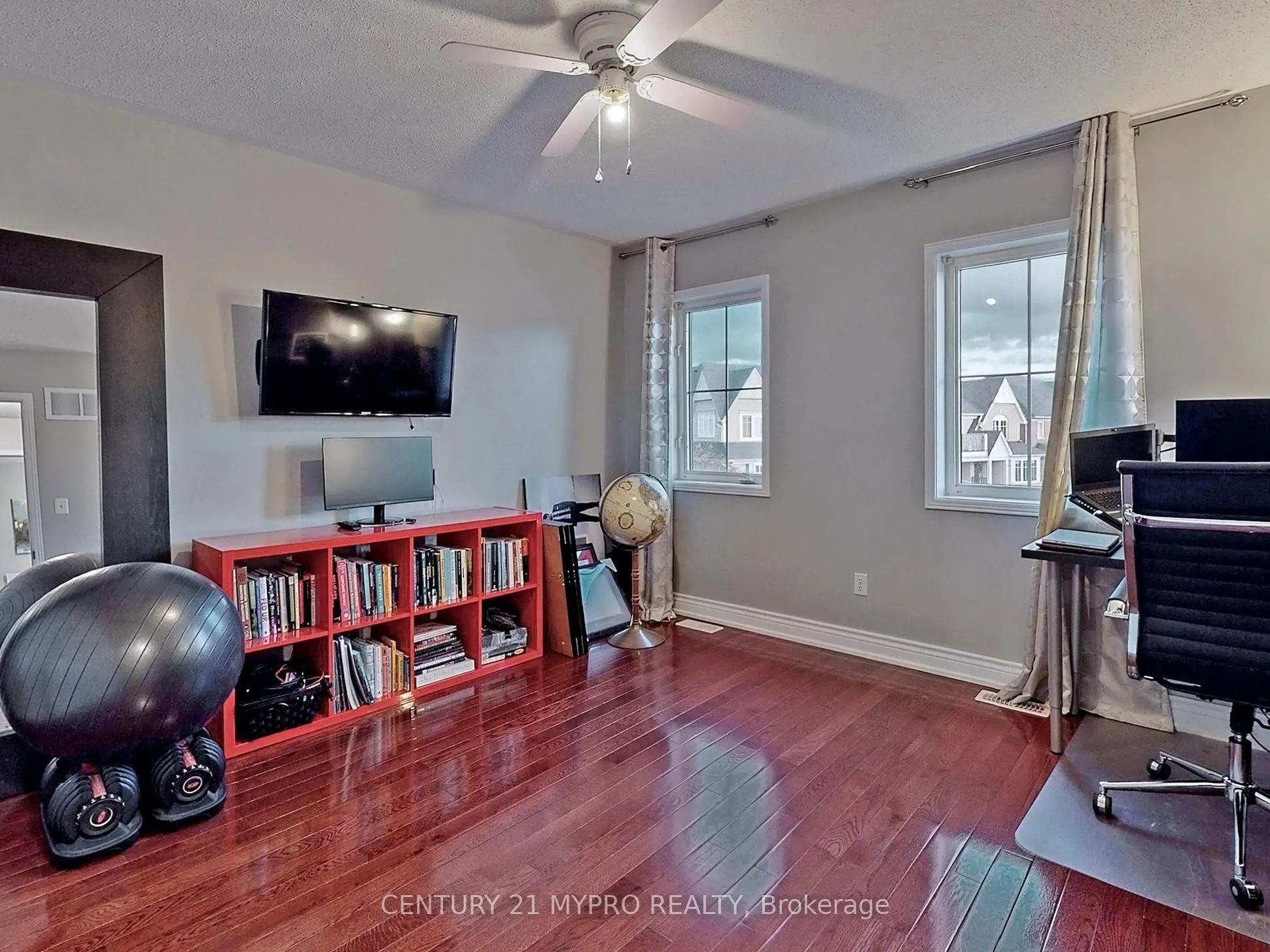 12 Cree Drive