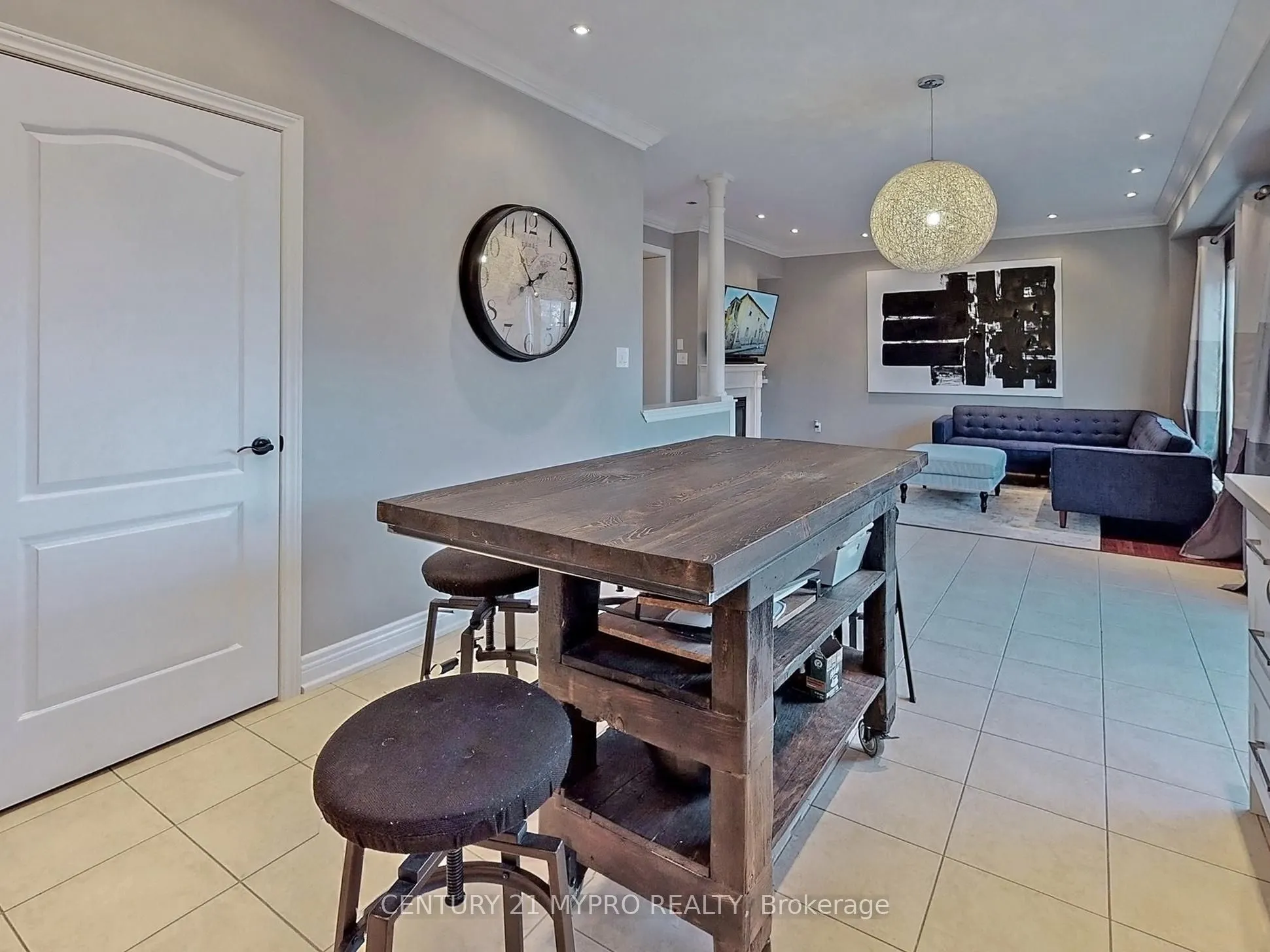 12 Cree Drive