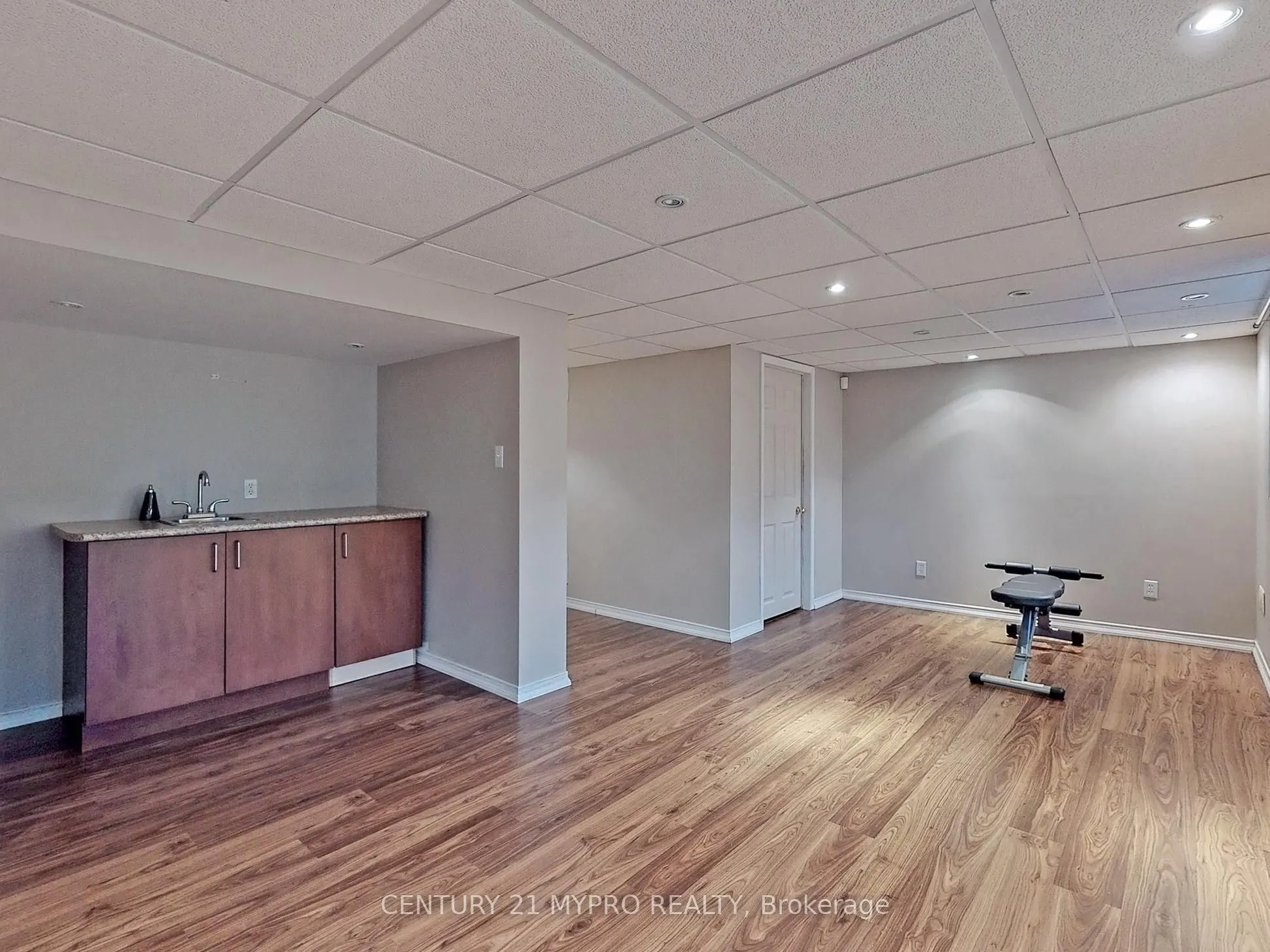 12 Cree Drive